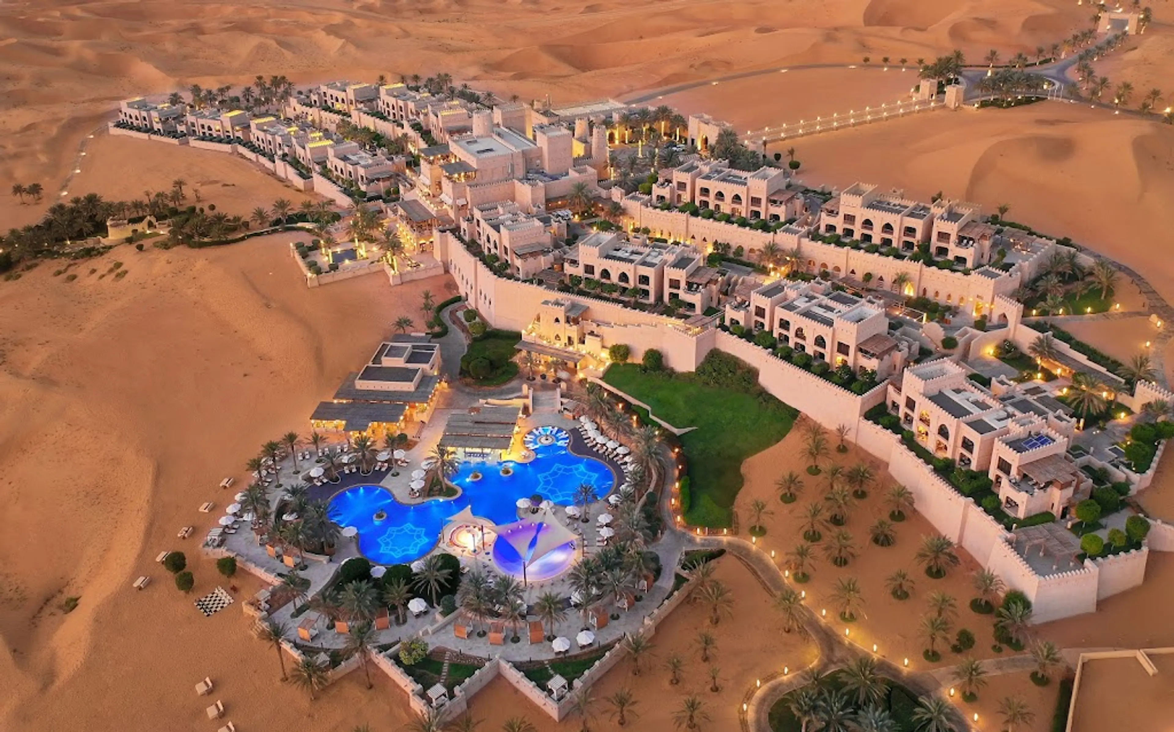 Qasr Al Sarab Desert Resort