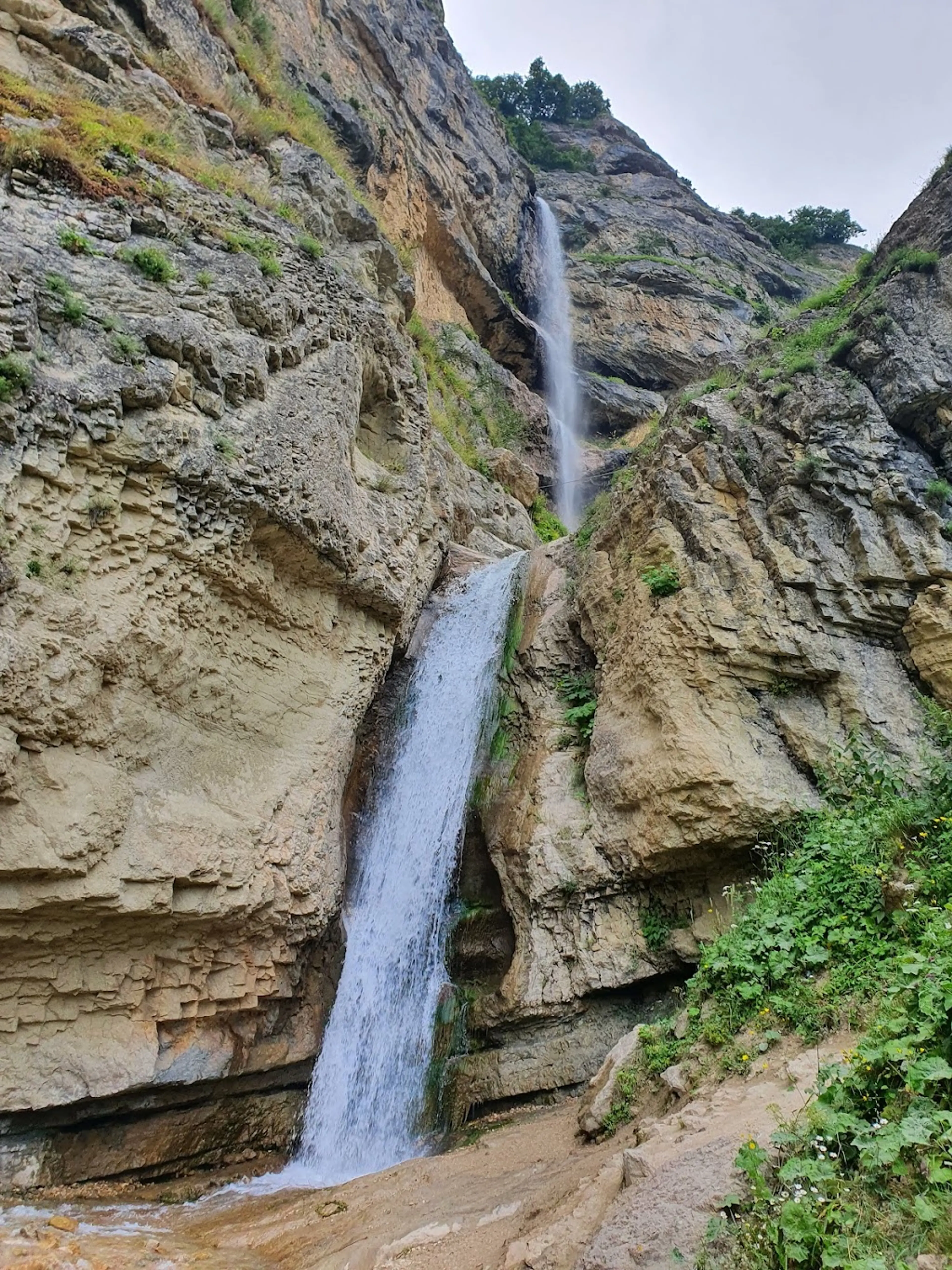 Laza Waterfalls
