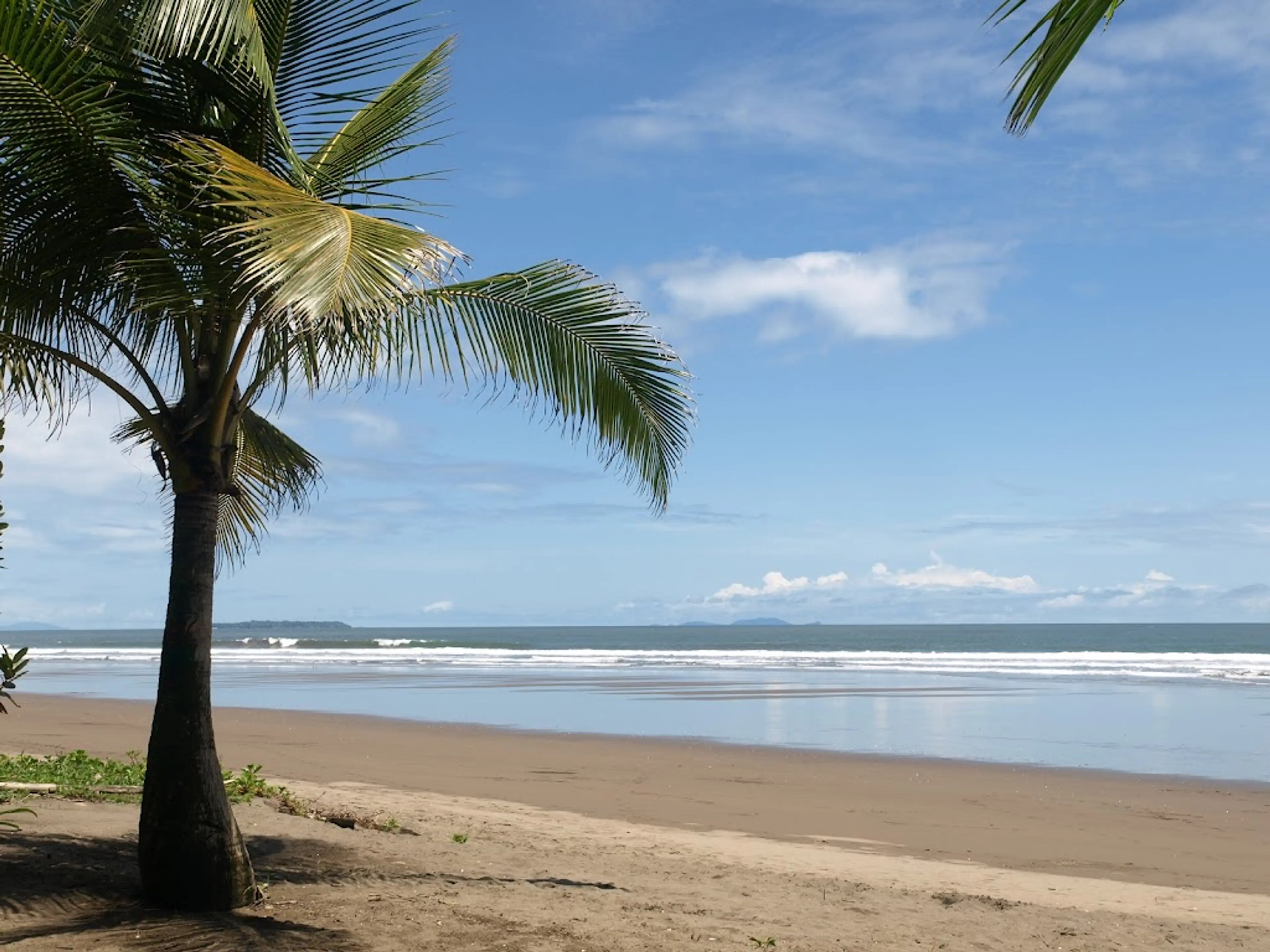 Las Lajas Beach