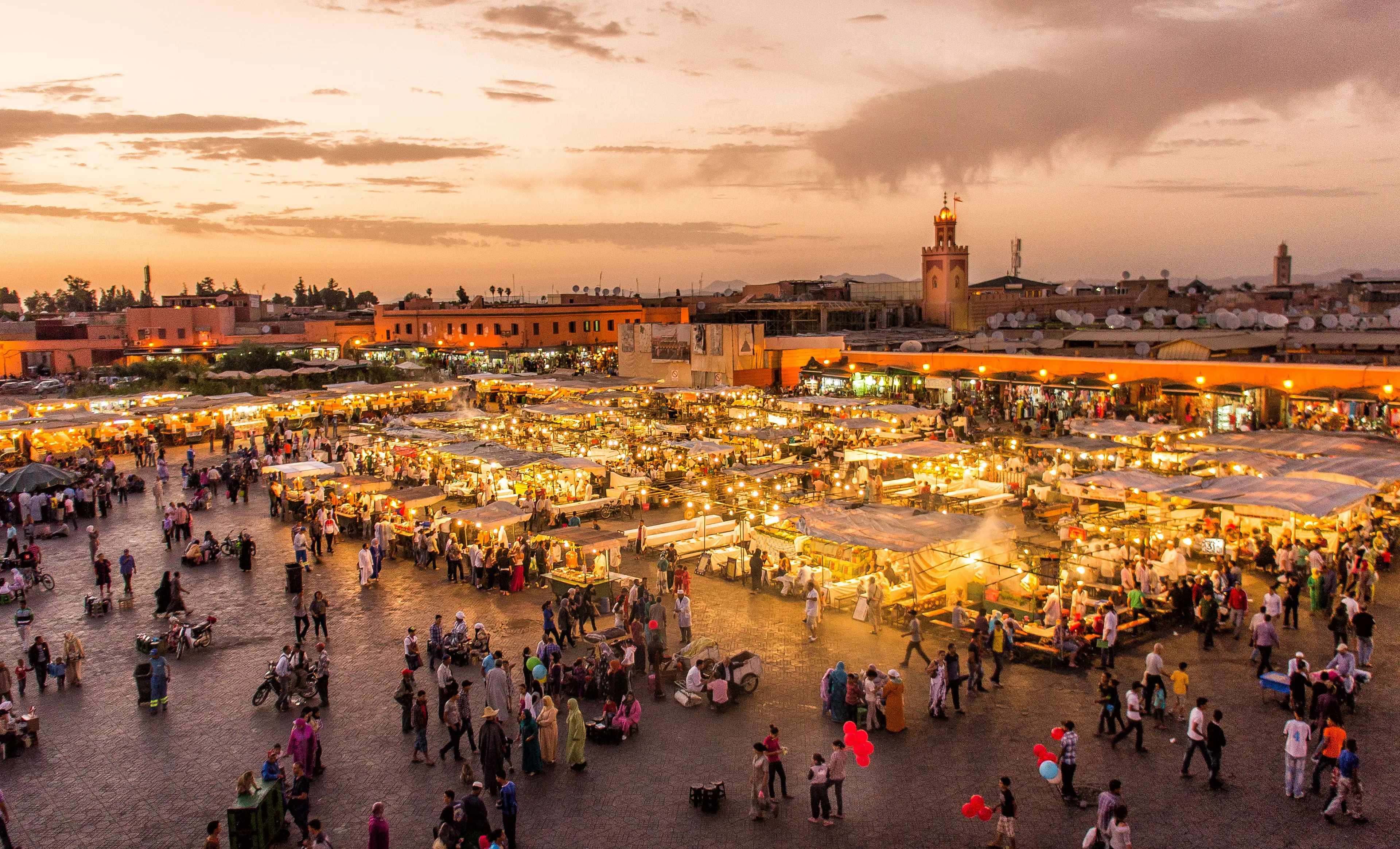 1-Day Solo Local Experience: Sightseeing, Food & Wine in Marrakech