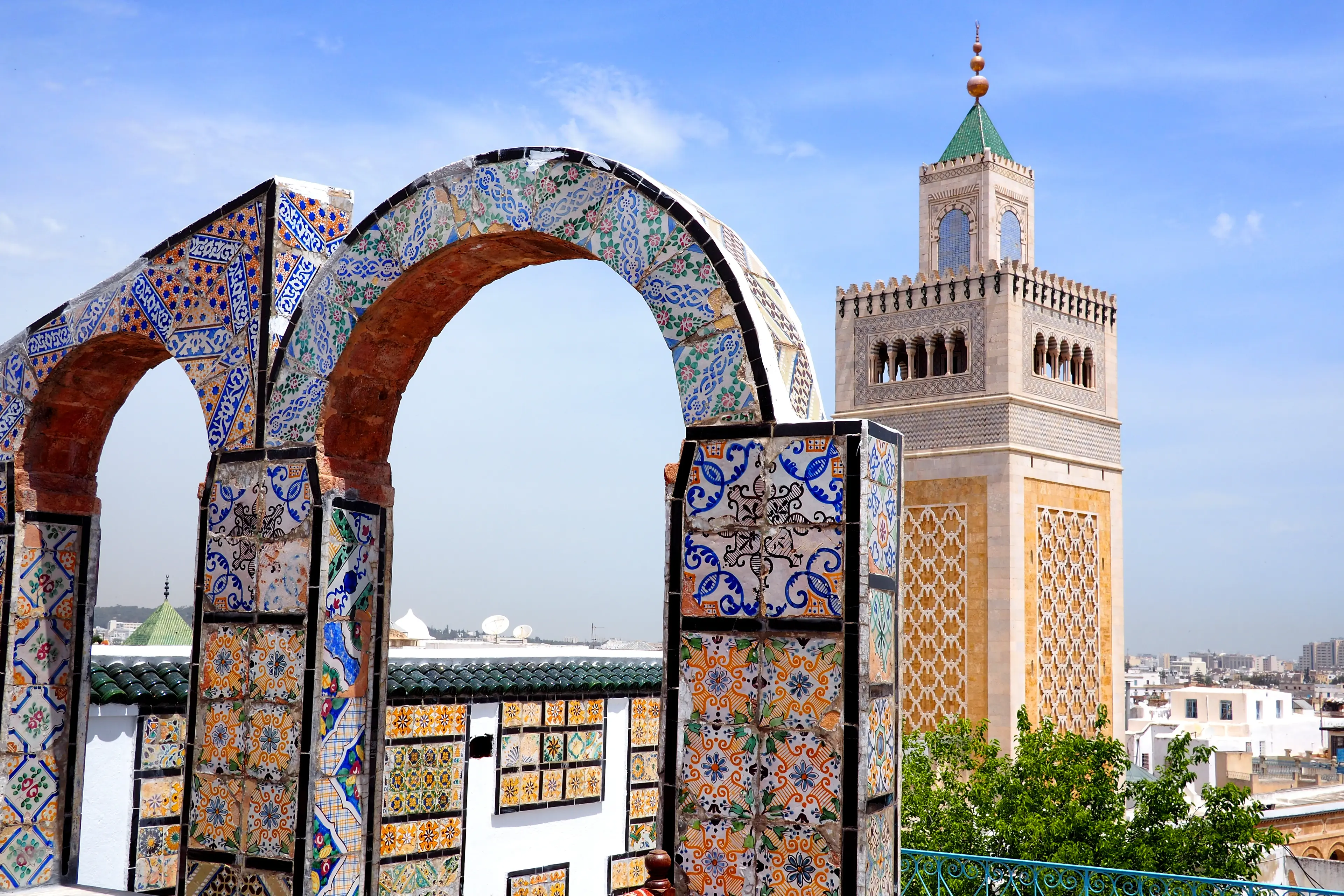 1-Day Tunis Adventure: Offbeat Paths and Outdoor Thrills