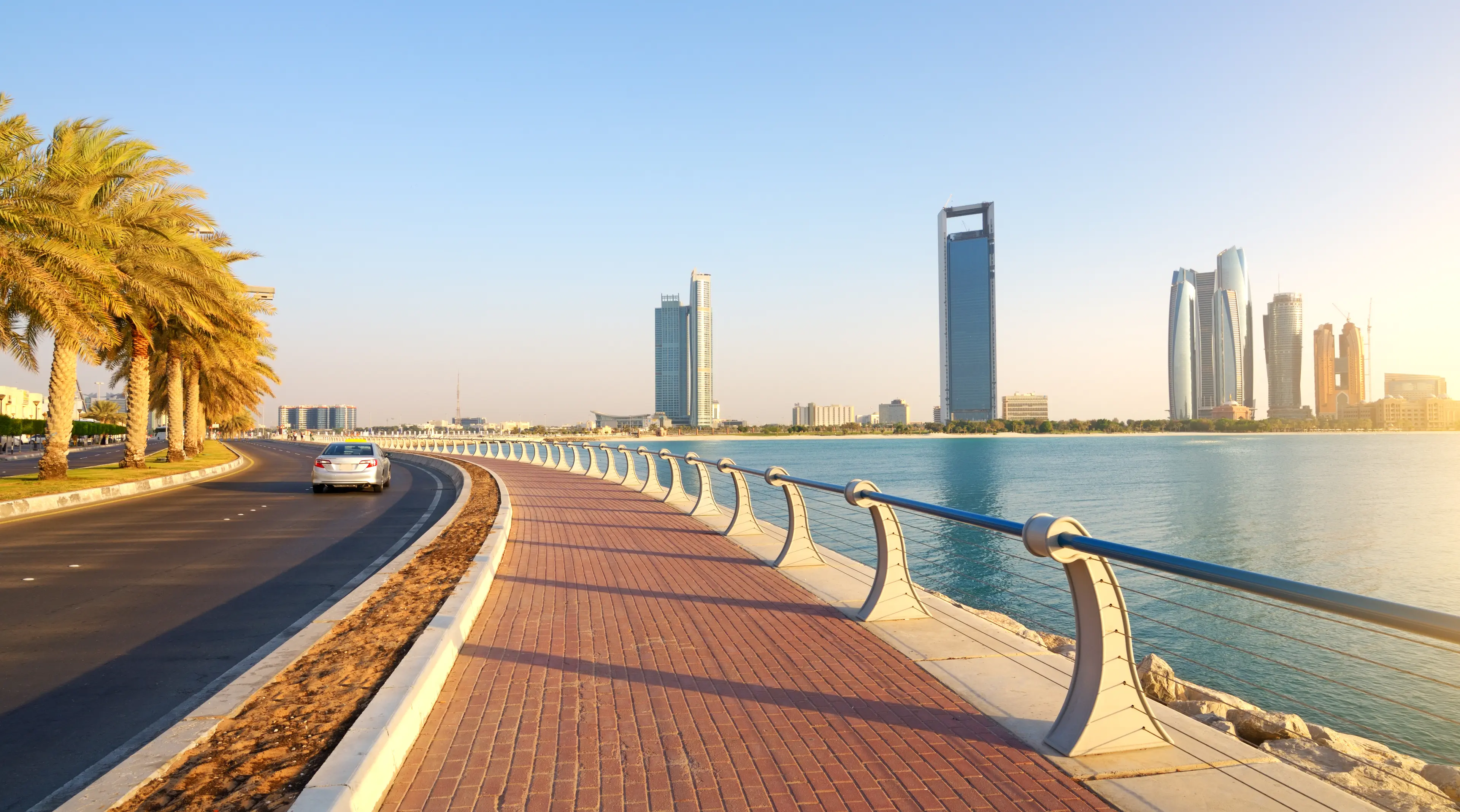 4-Day Local's Guide to Abu Dhabi: Outdoor Fun and Shopping
