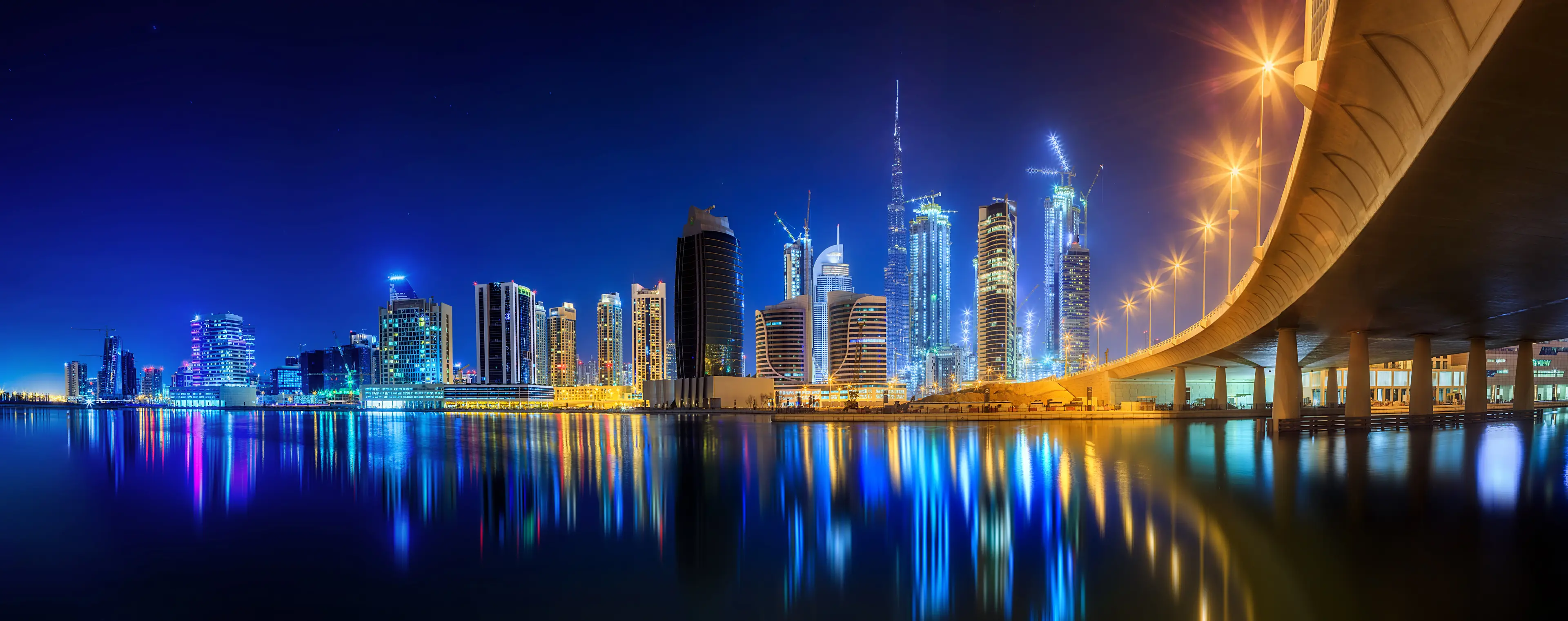 3-Day Local Experience of Dubai: Shopping and Sightseeing with Friends