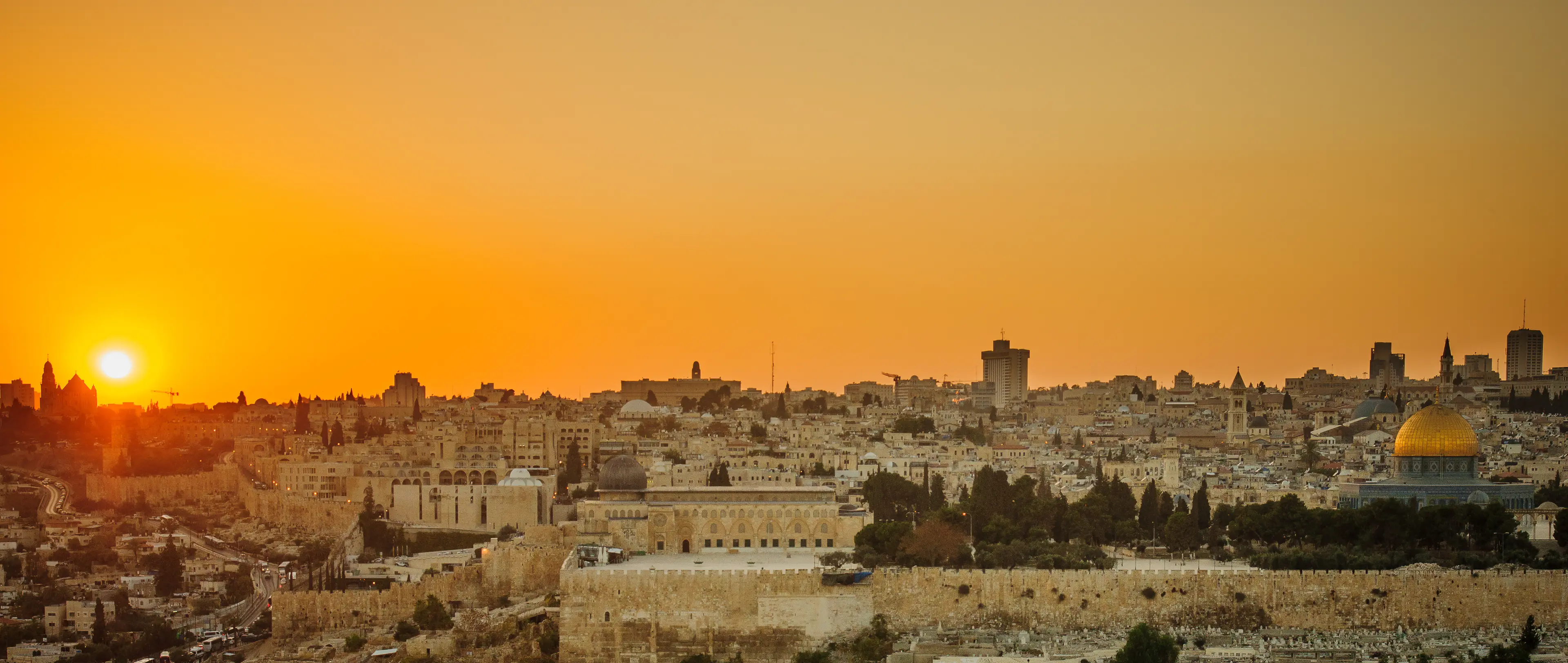 Romantic One-Day Jerusalem Adventure: Outdoor & Nightlife Itinerary