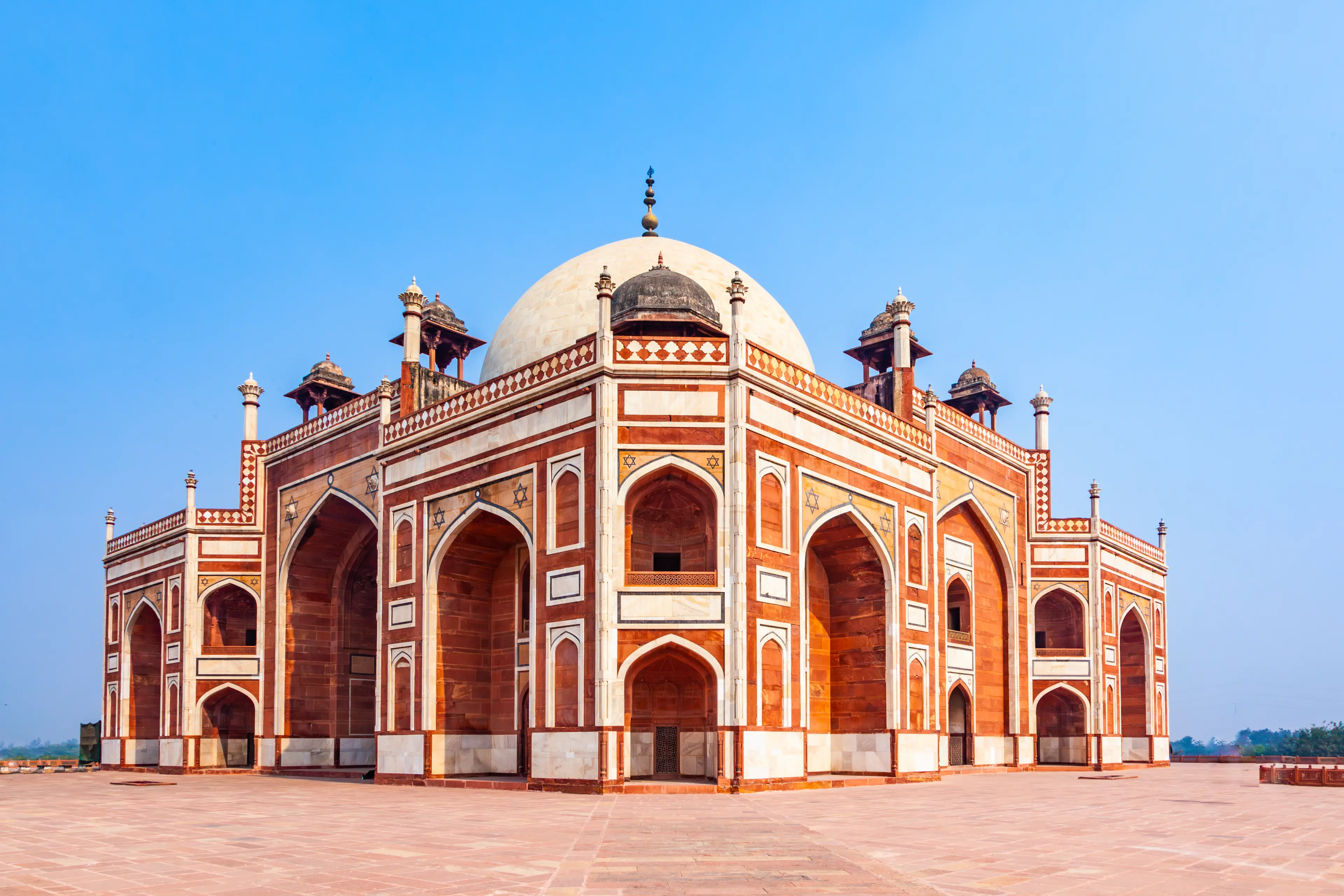 1-Day Family Adventure: Local Delights and Sights in New Delhi