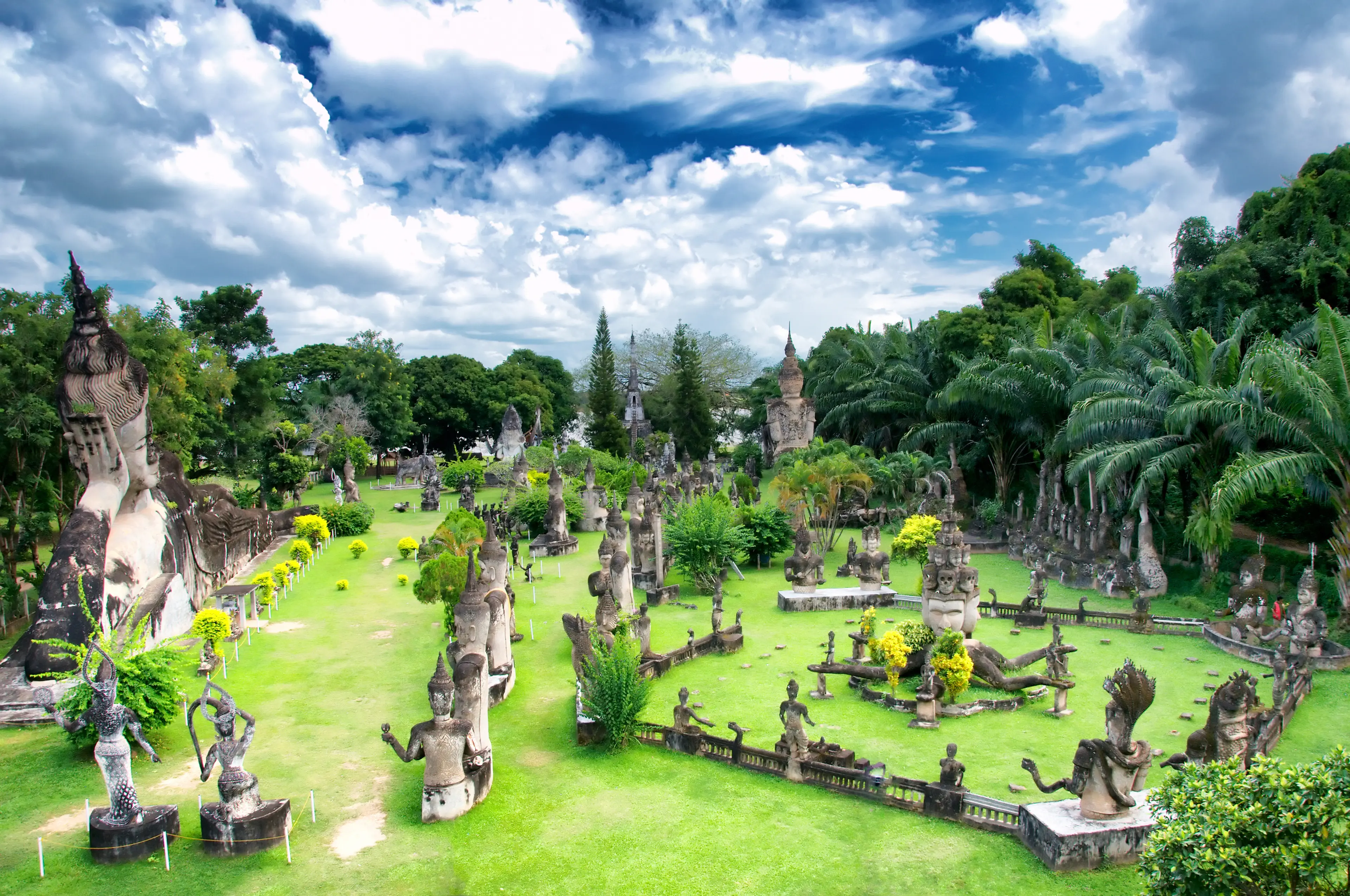 2-Day Romantic Food and Wine Relaxation Journey in Laos