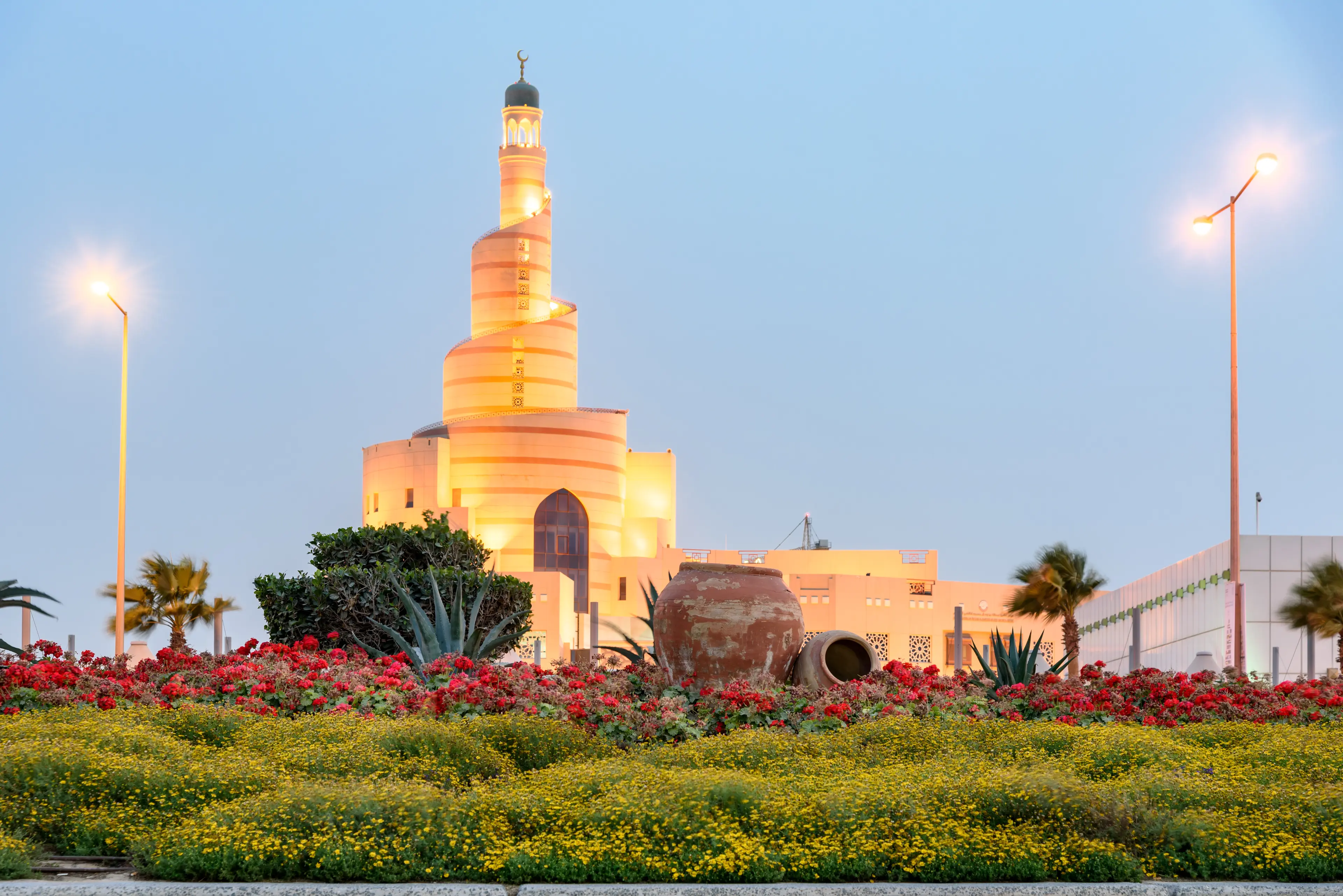 4-Day Local Food, Wine & Shopping Experience with Friends in Doha