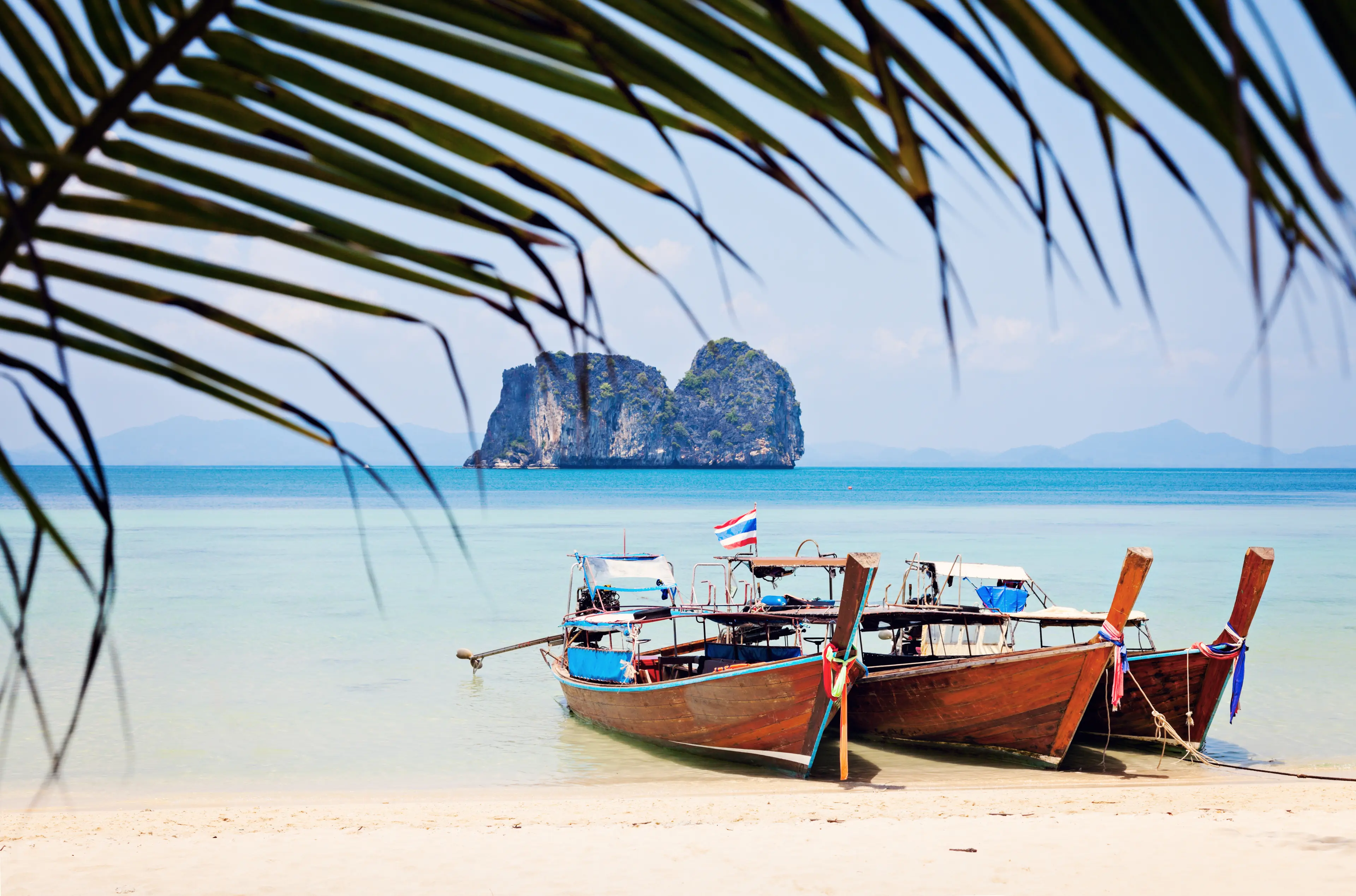 Long tail boats at Ko Lanta Long tail boats at Ko Lanta