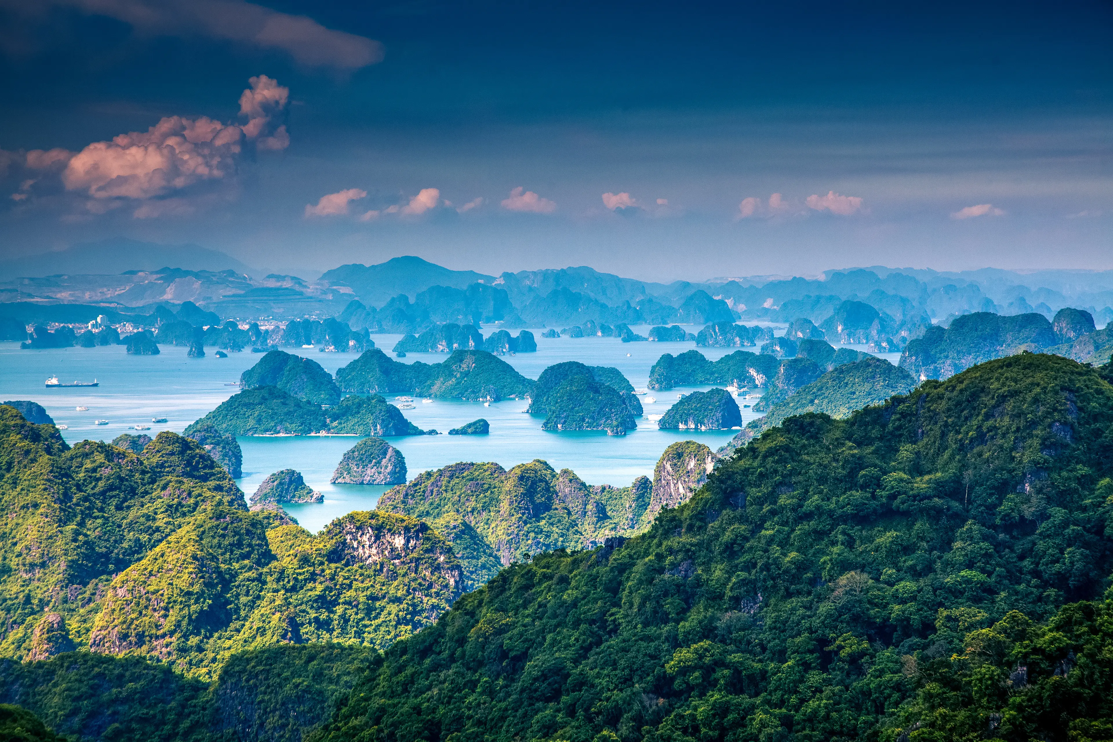 4-Day Family Adventure Off-the-Beaten-Path in Ha Long Bay