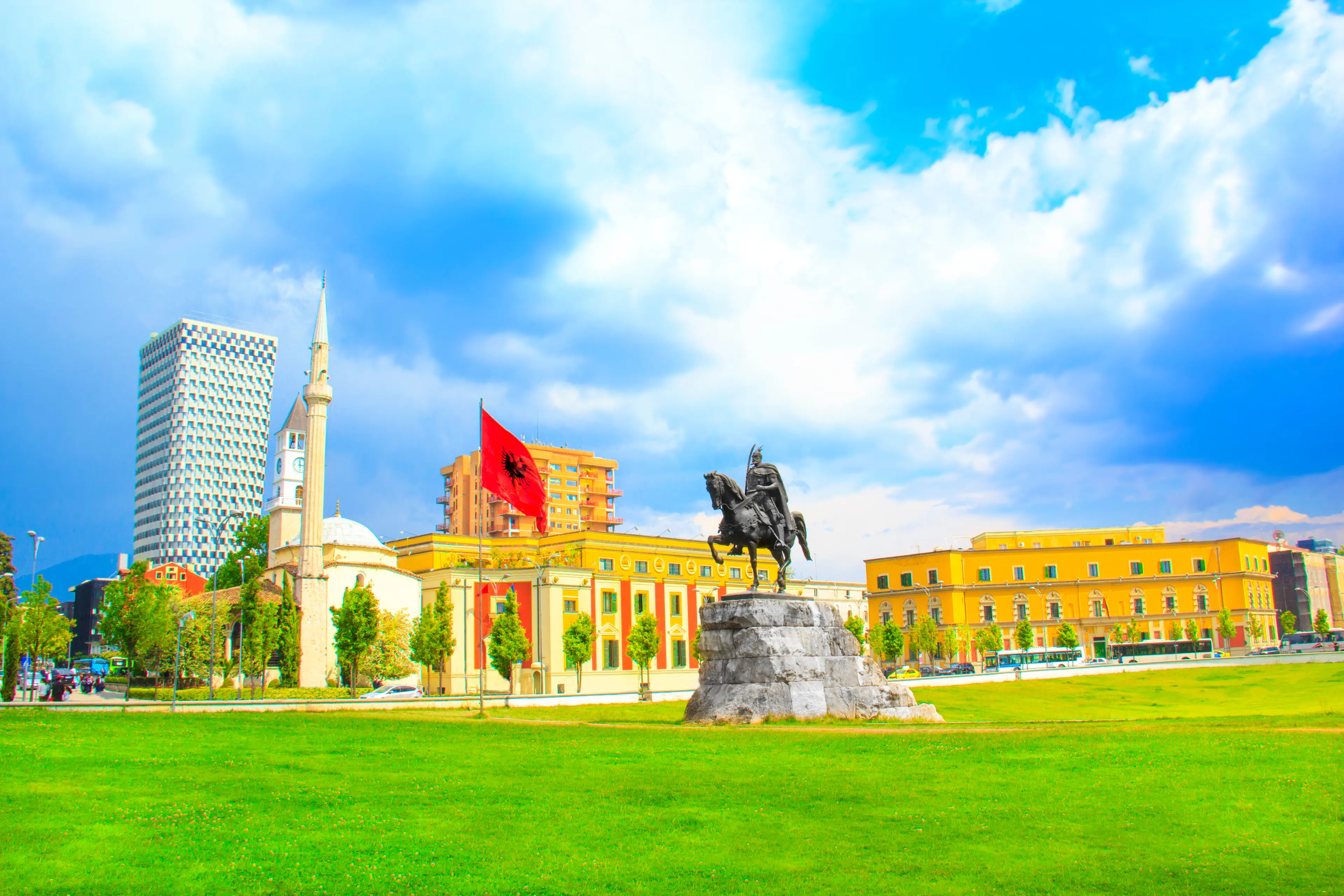 3-Day Local Tirana Adventure: Sightseeing & Outdoor Fun with Friends