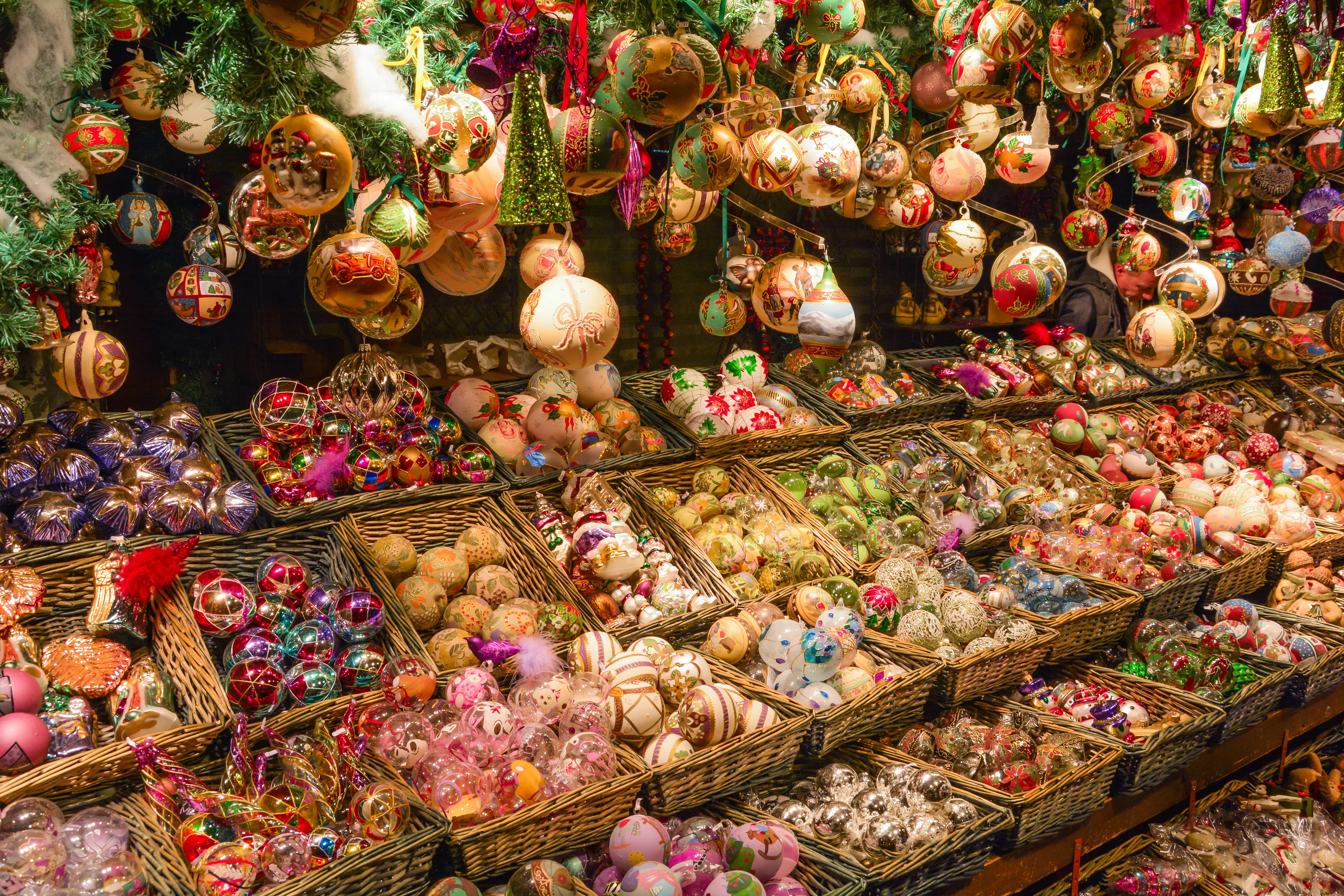 Christmas decorations in Wien Rathaus market