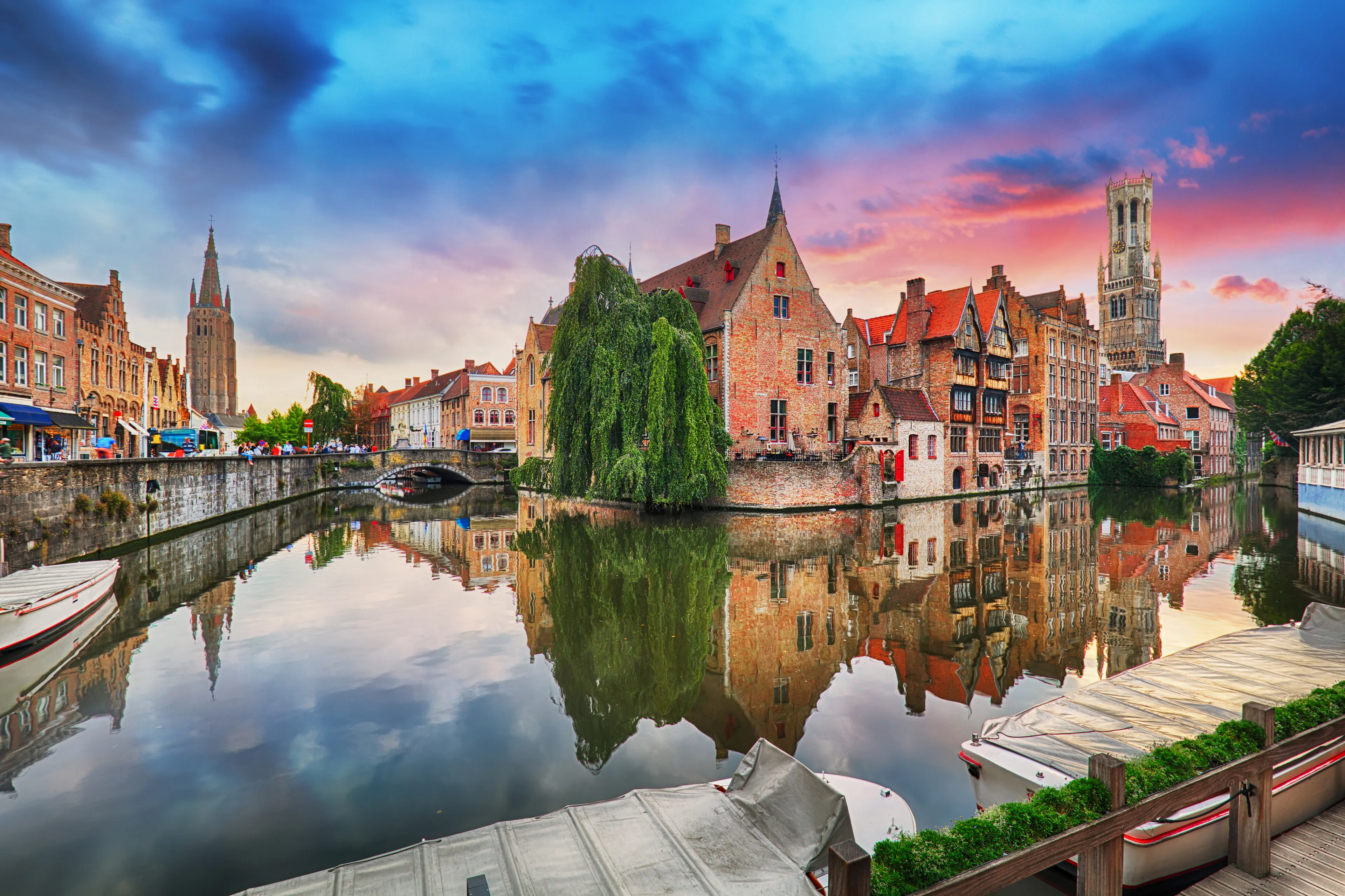 Solo 2-Day Unconventional Guide: Bruges' Sights, Gourmet & Nightlife