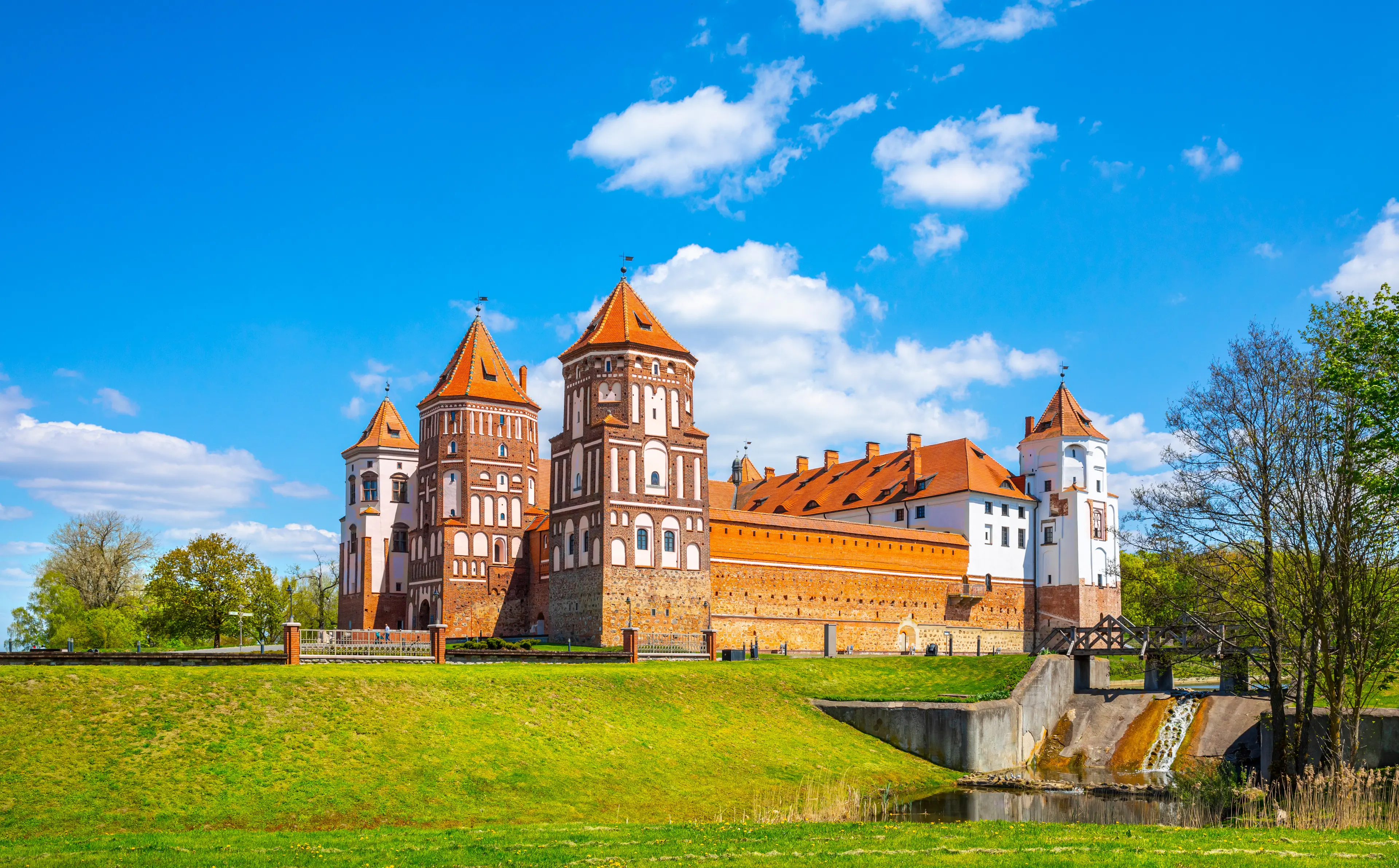 2-Day Solo Adventure Experience in Minsk for Locals