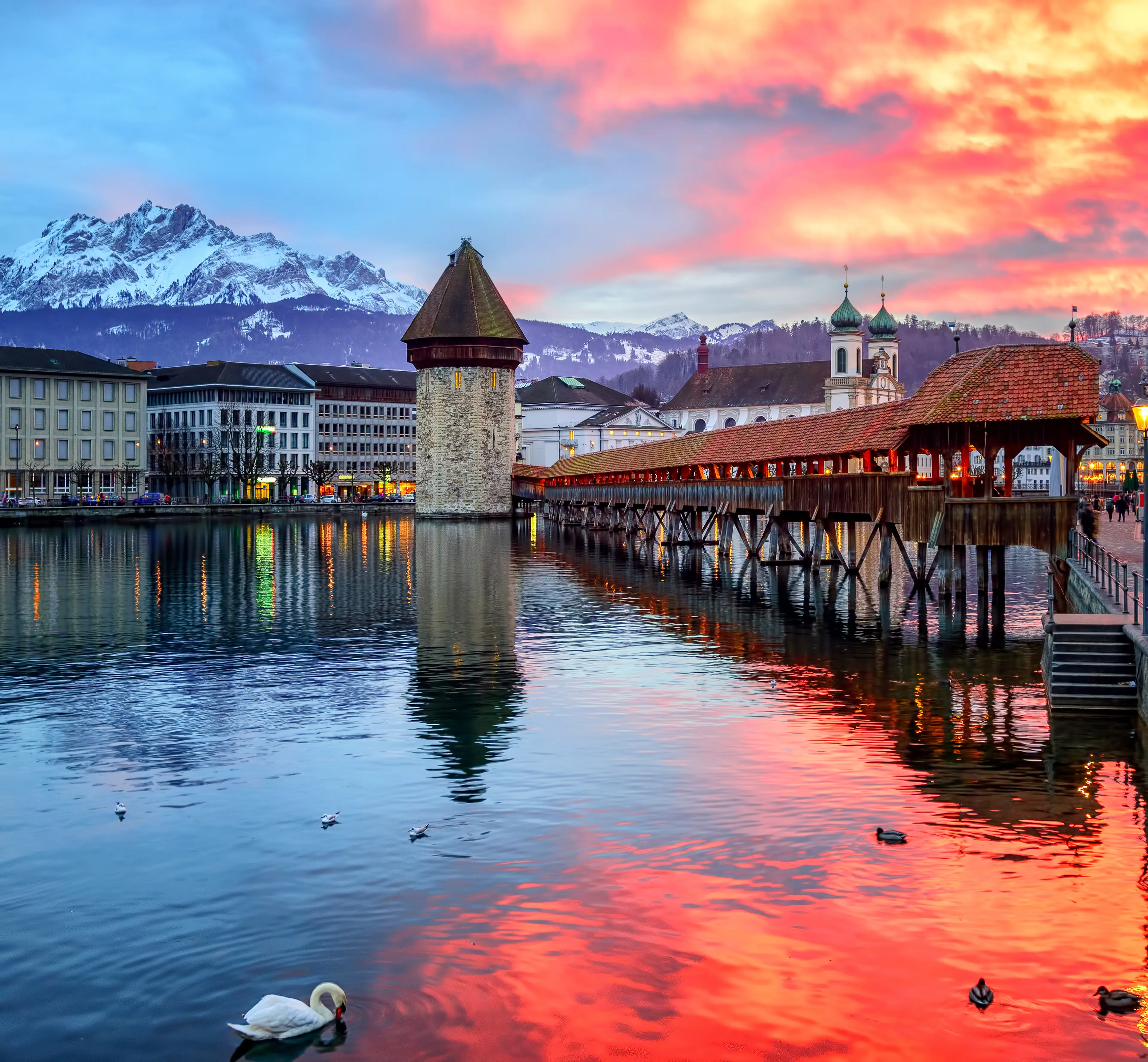 2-Day Family Sightseeing and Shopping Adventure in Lucerne