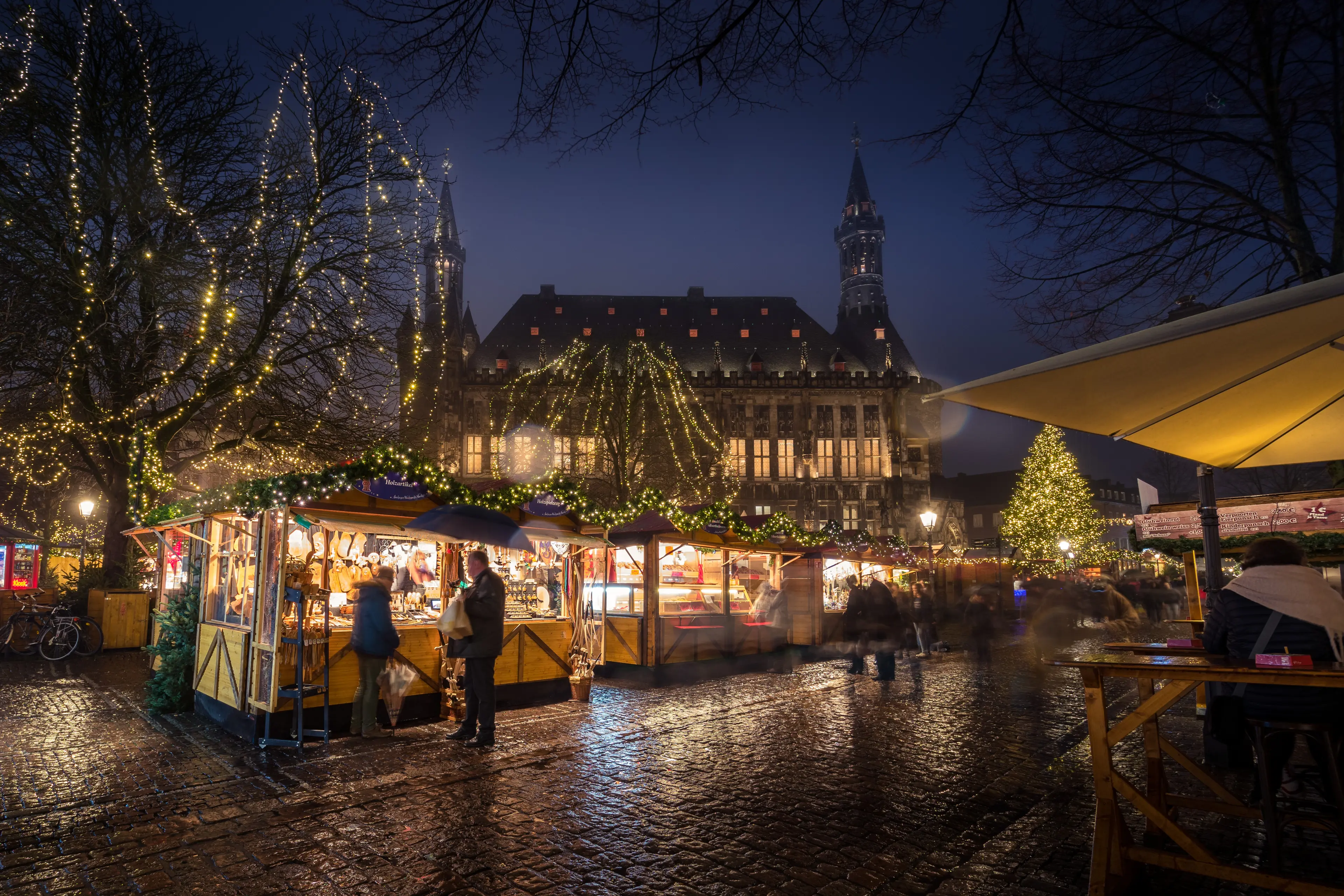 3-Day Christmas Couple Getaway in Aachen, Germany
