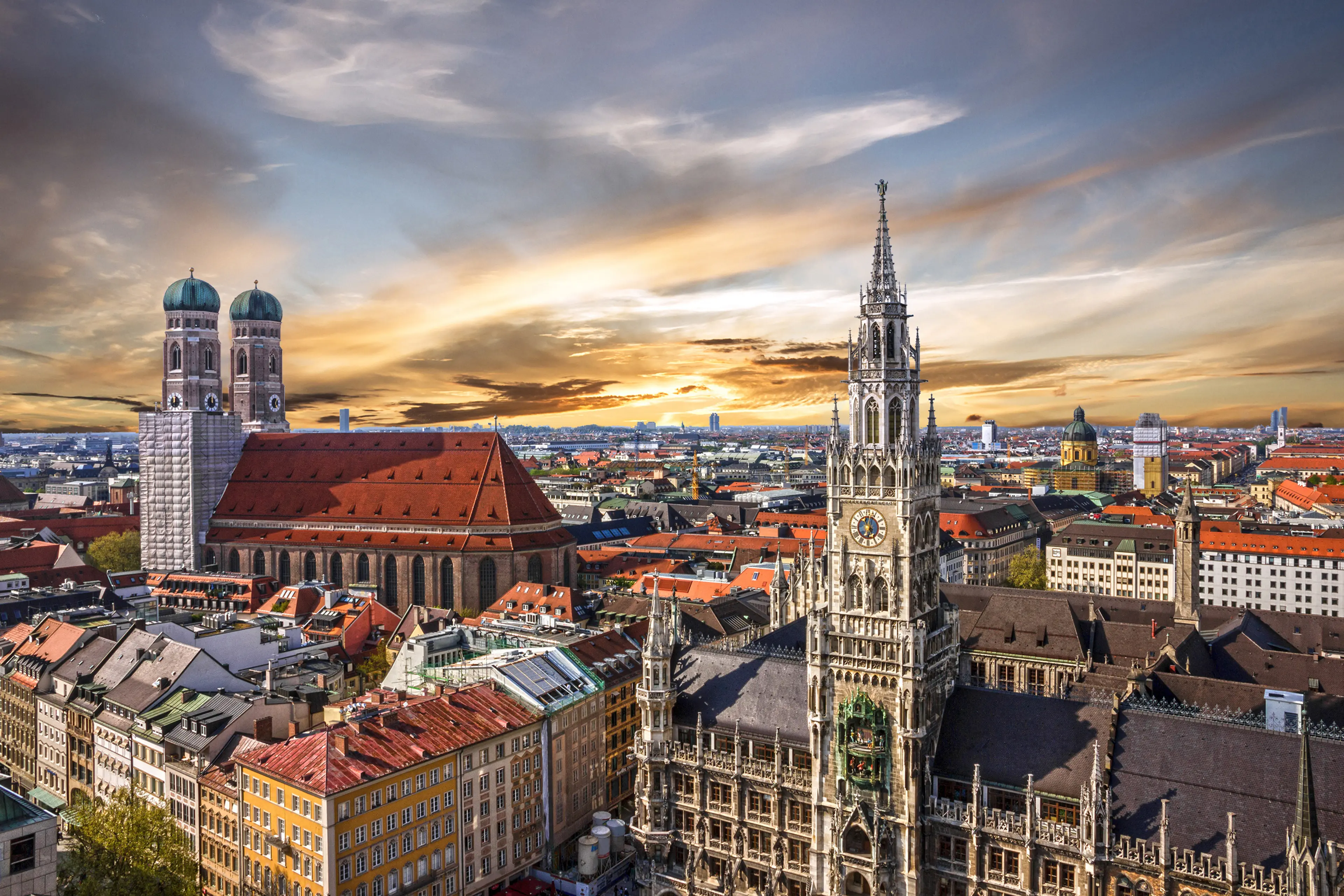 Frauenkirche and the tower of the town hall dominating the skyline Frauenkirche and the tower of the town hall dominating the skyline