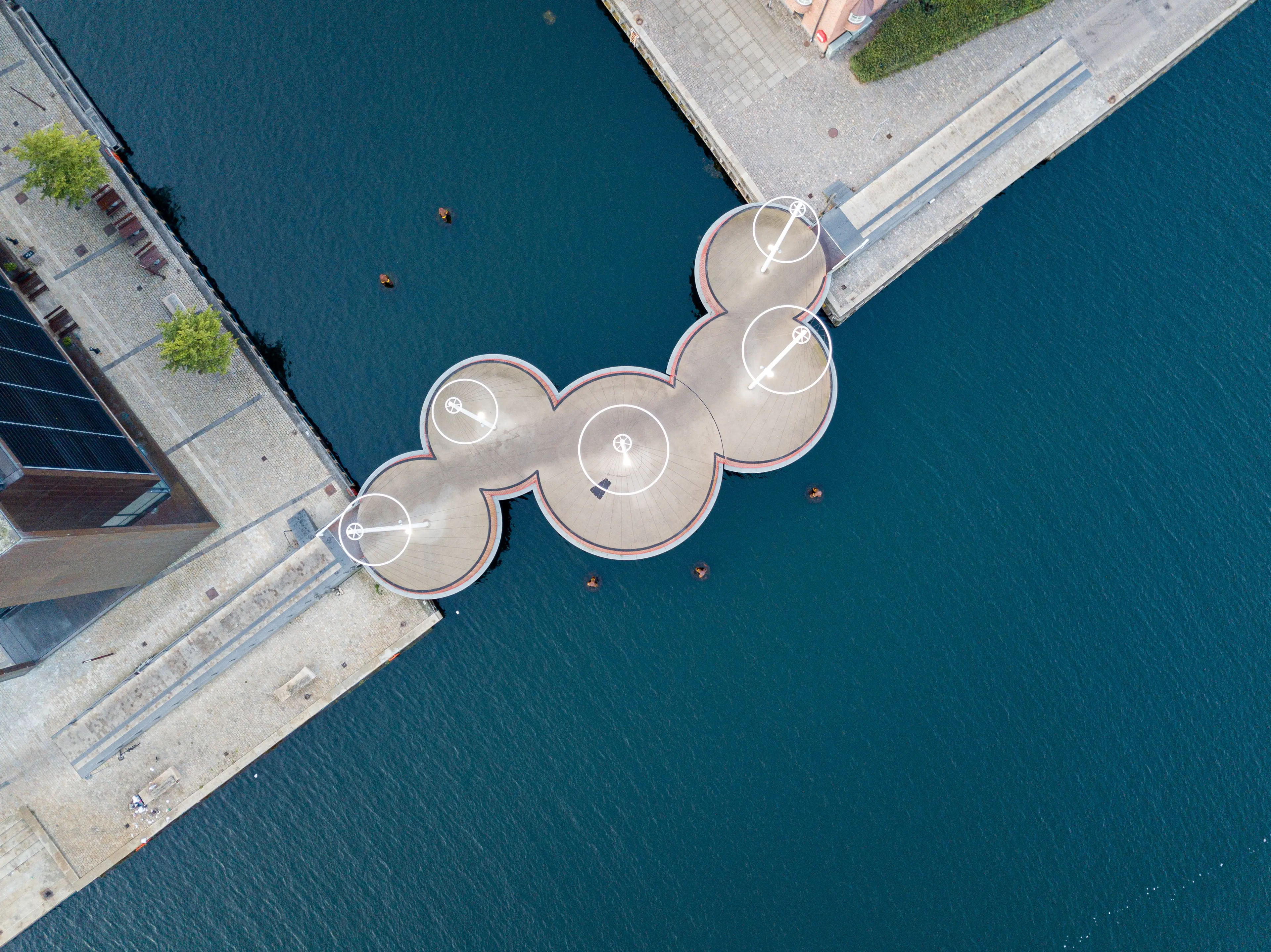 Circle Bridge Circle Bridge