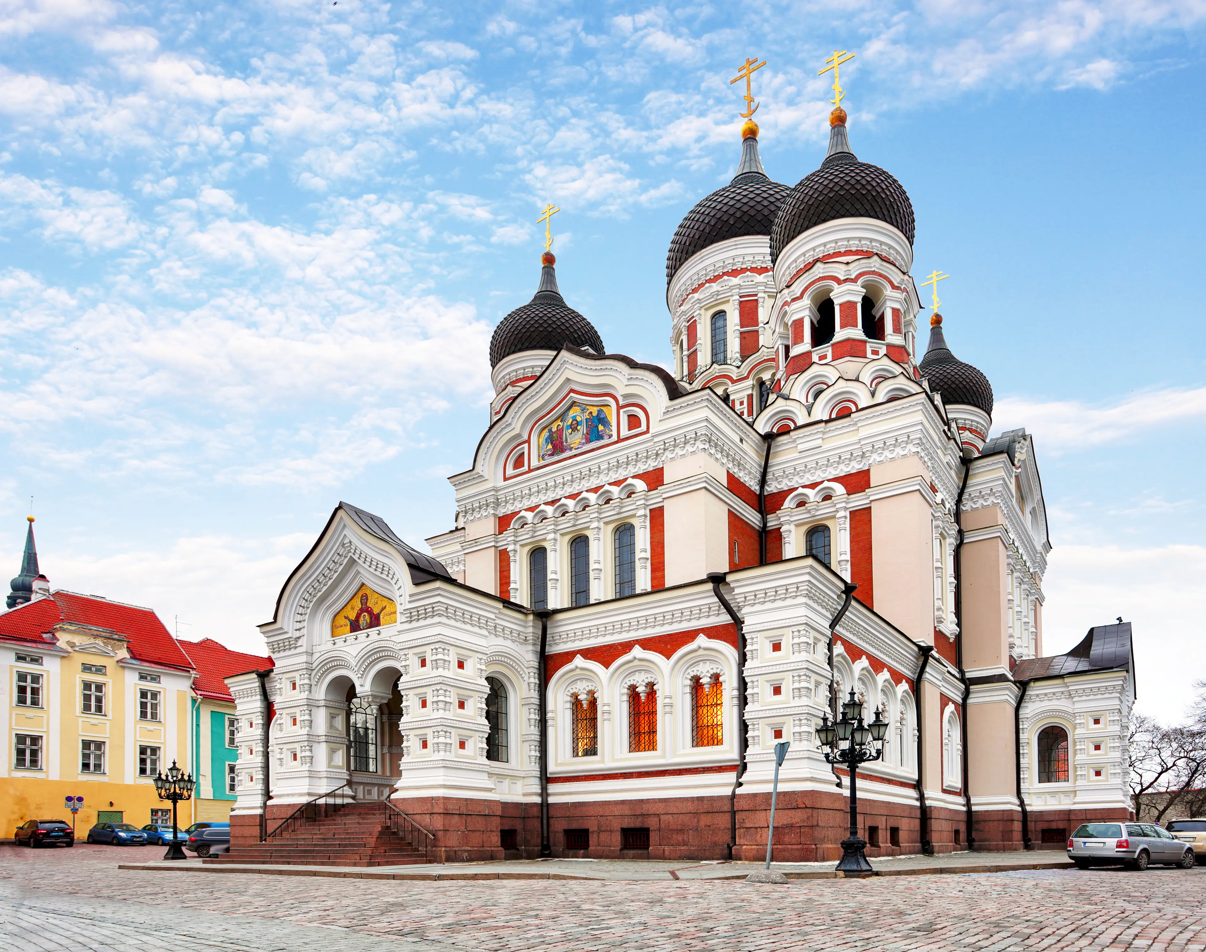 Alexander Nevsky Cathedral in Old Town