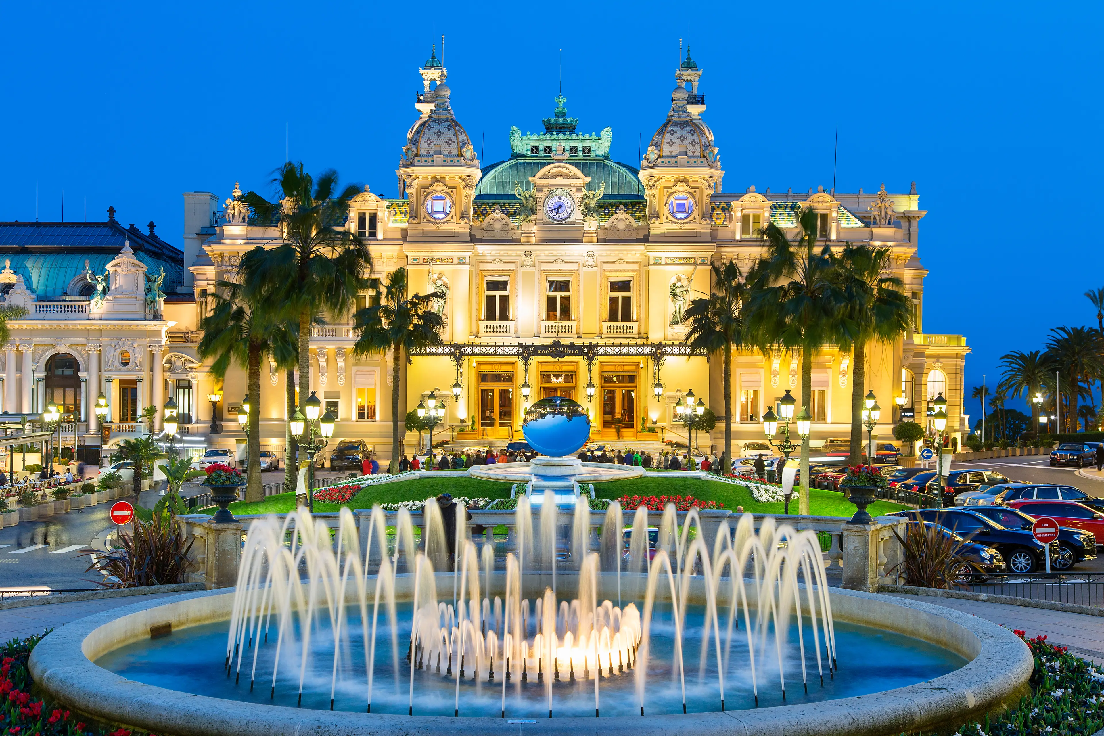 3-Day French Riviera Tour: Sightseeing, Food & Wine with Friends