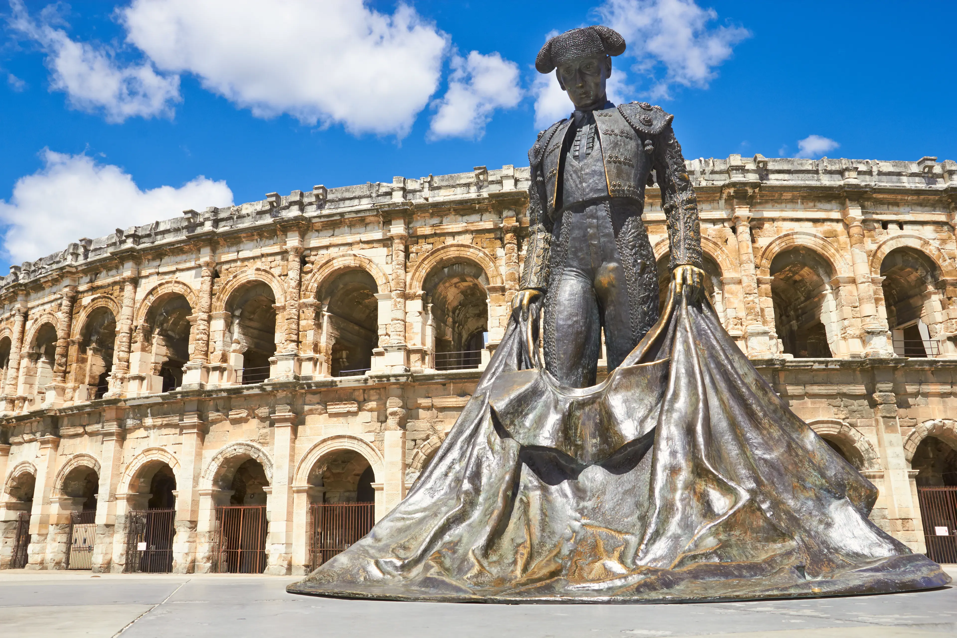 2-Day Solo Local Experience: Nimes Sightseeing and Culinary Journey