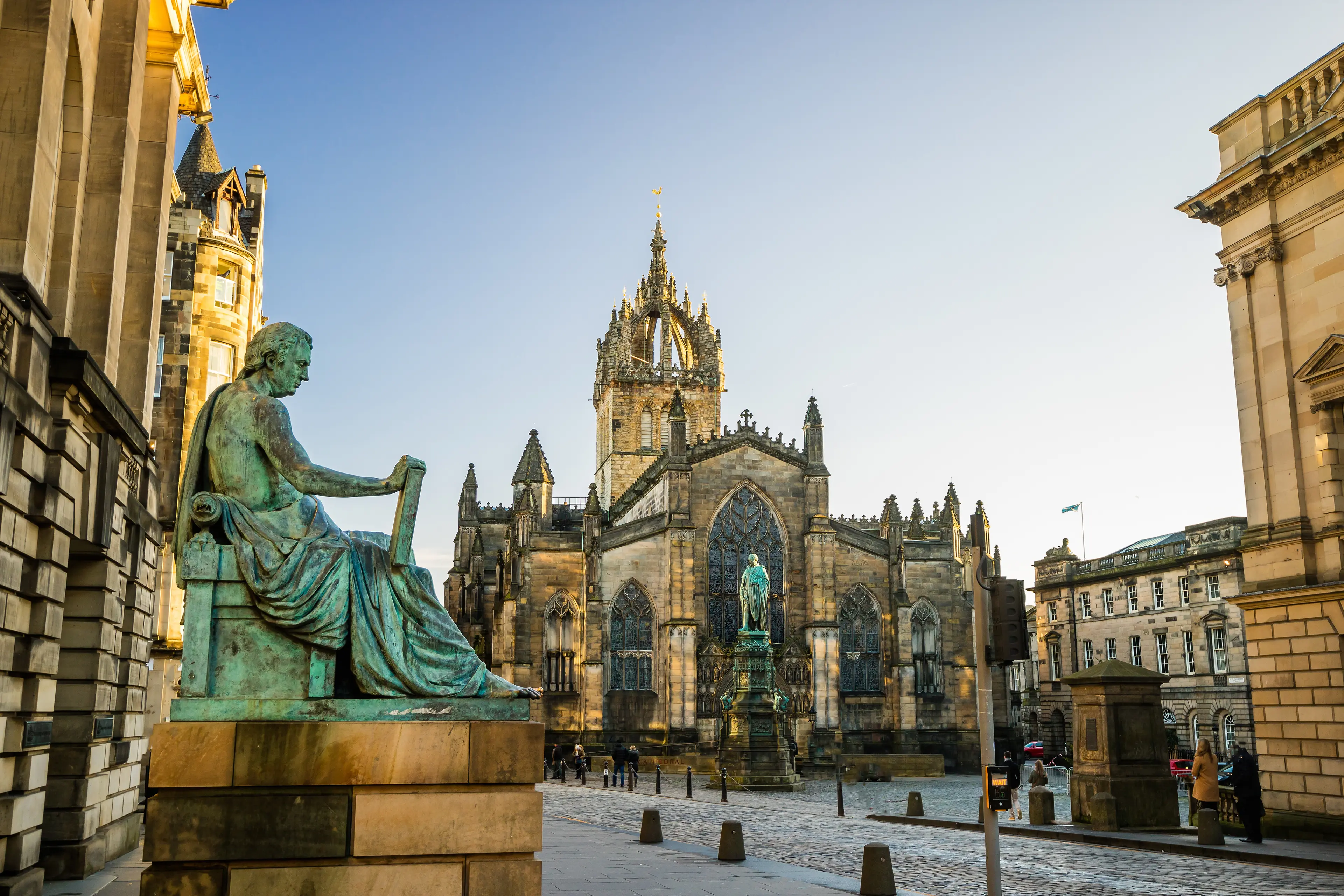 3-Day Family Adventure and Shopping spree in Edinburgh