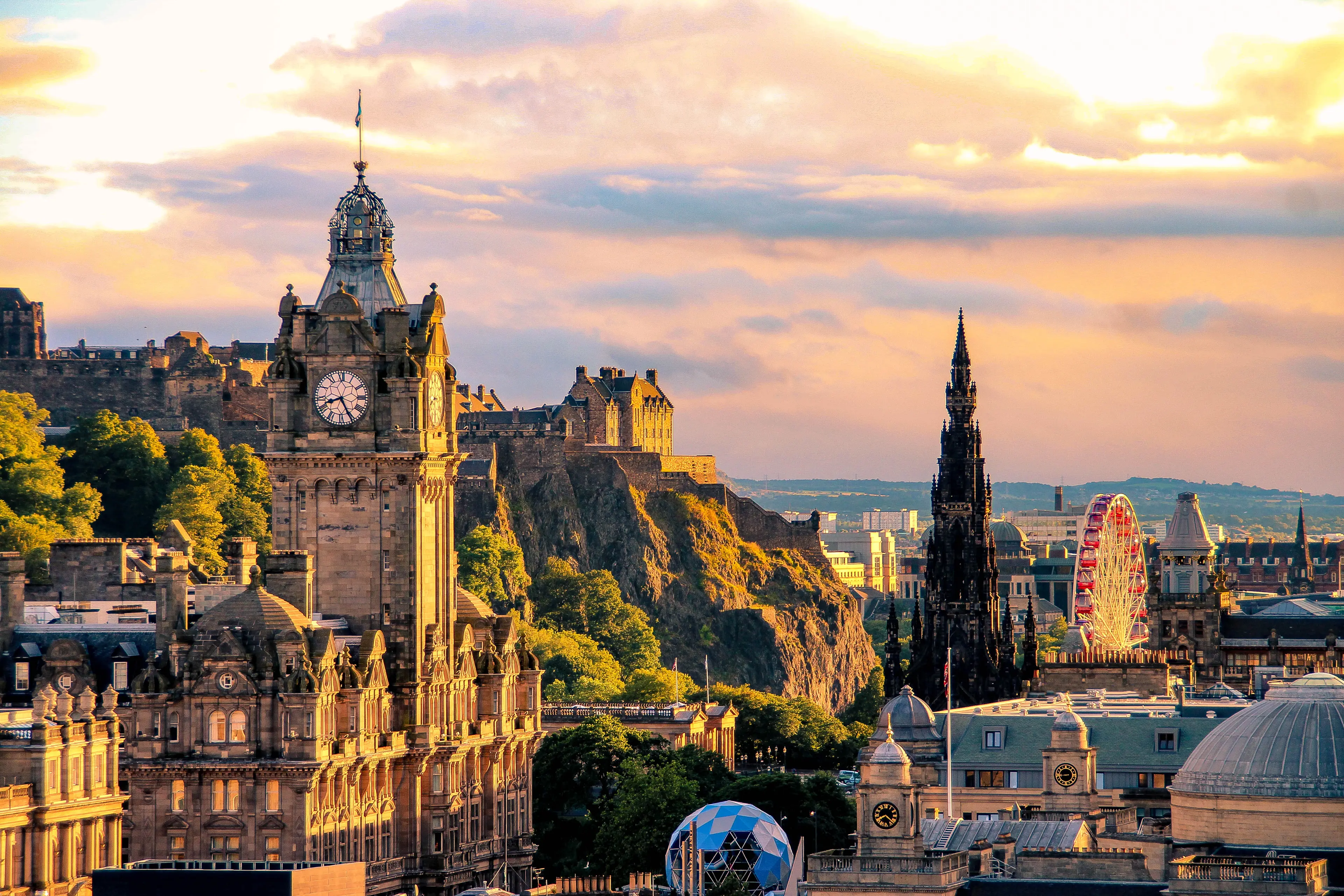 3-Day Romantic Edinburgh Getaway: Sights, Relaxation and Gourmet Delights