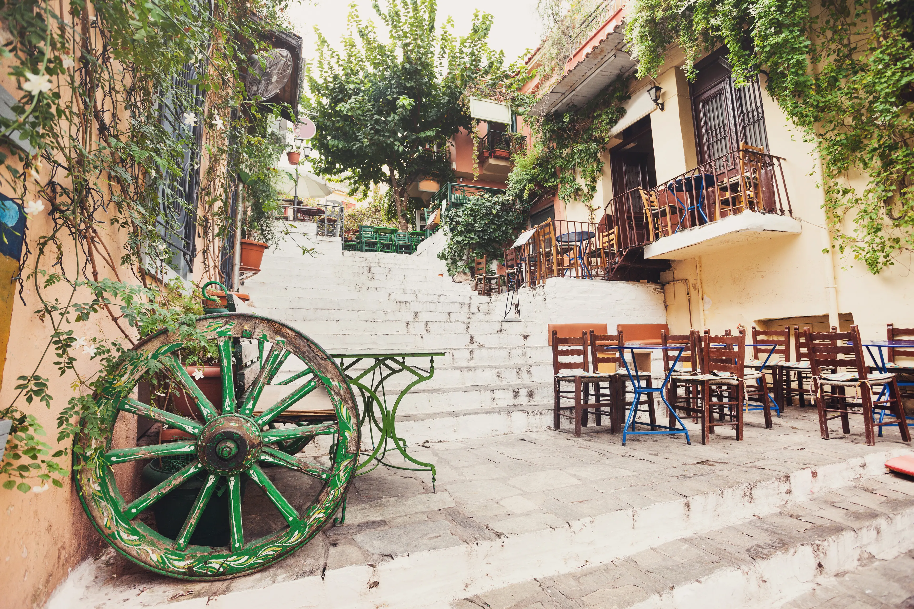 3-Day Romantic Athens Getaway: Gastronomy, Shopping and Wine Tour