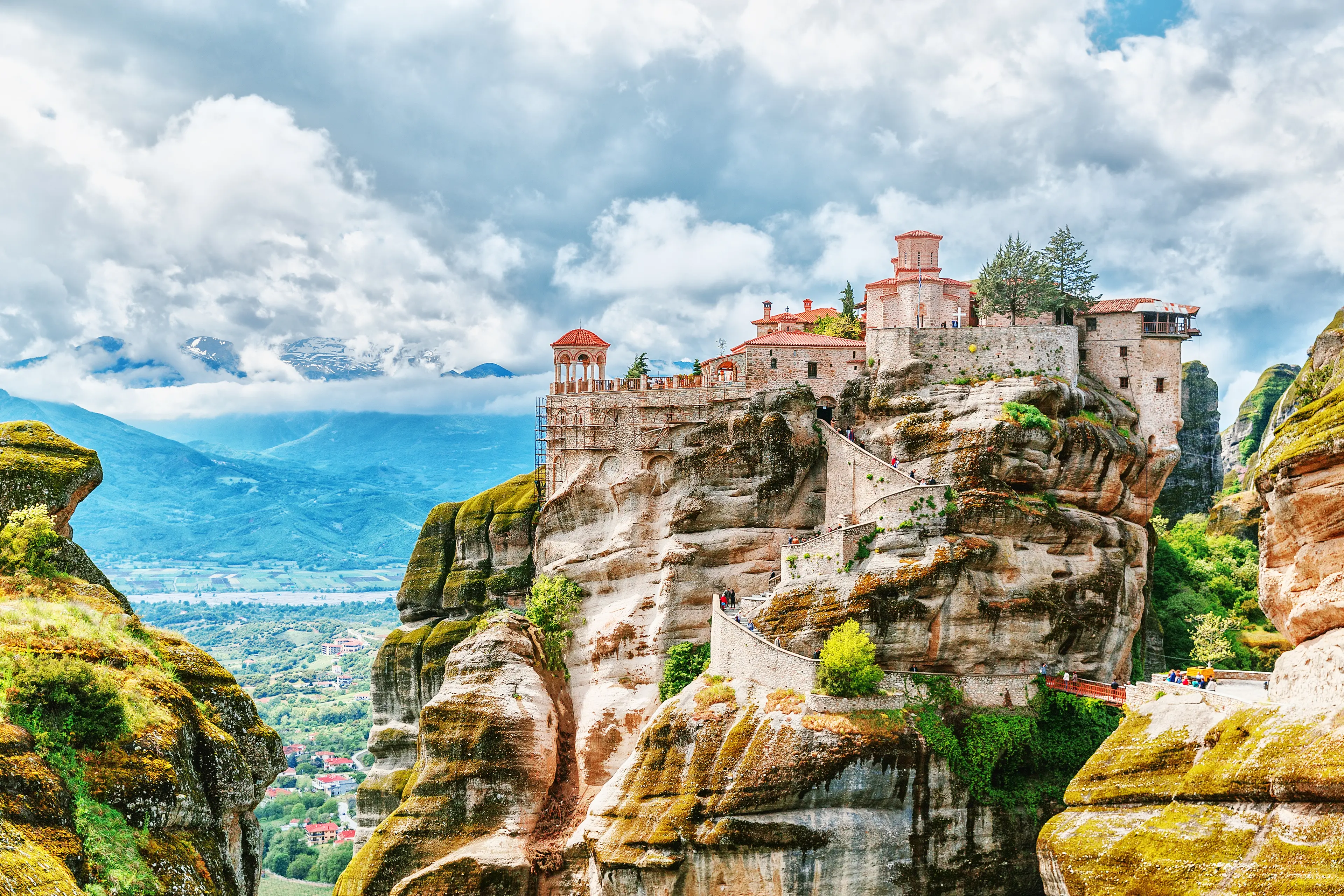 2-Day Unique Meteora, Greece: Sightseeing, Food & Wine Experience