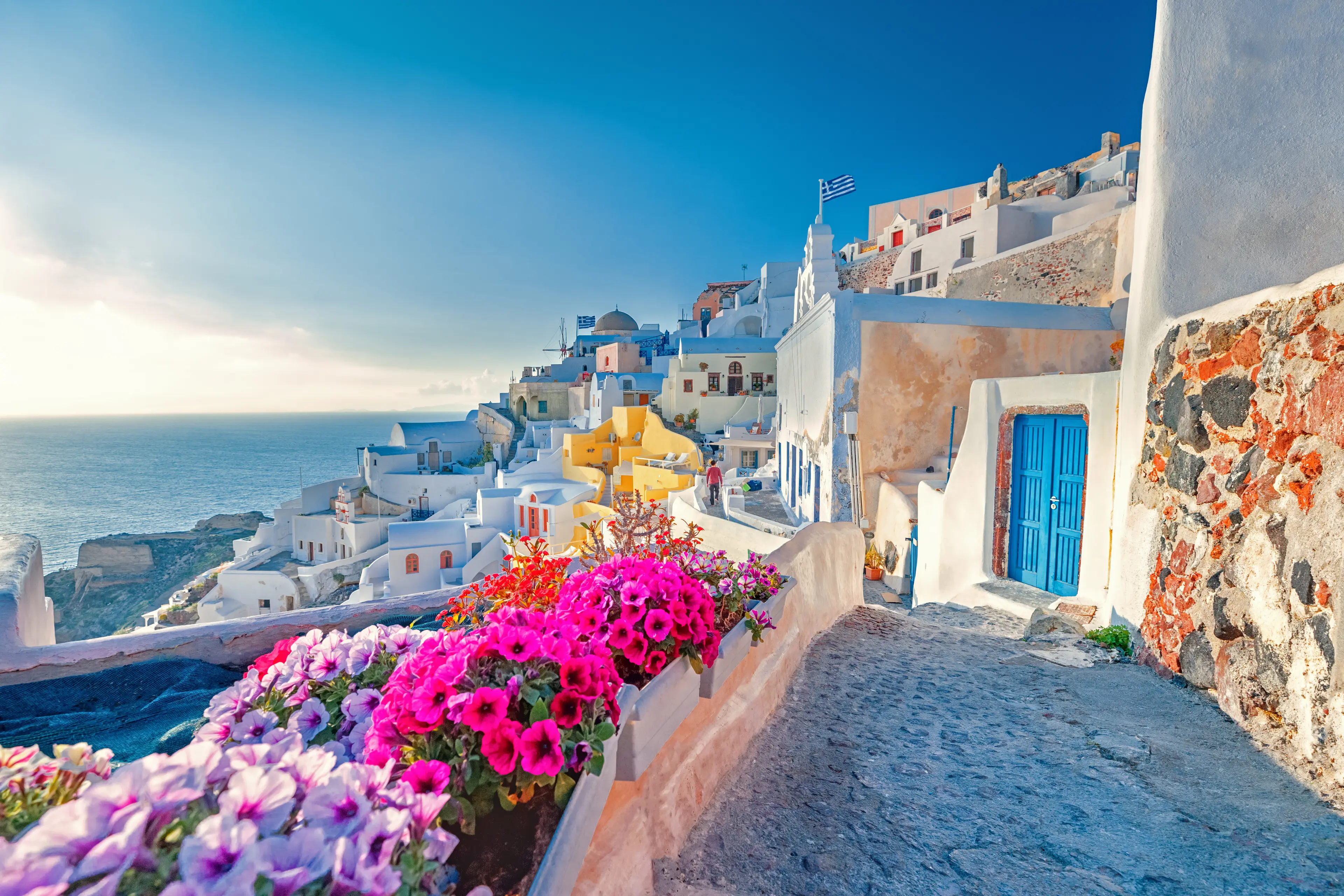 Solo Adventure: 2-Day Outdoor and Sightseeing Itinerary in Santorini