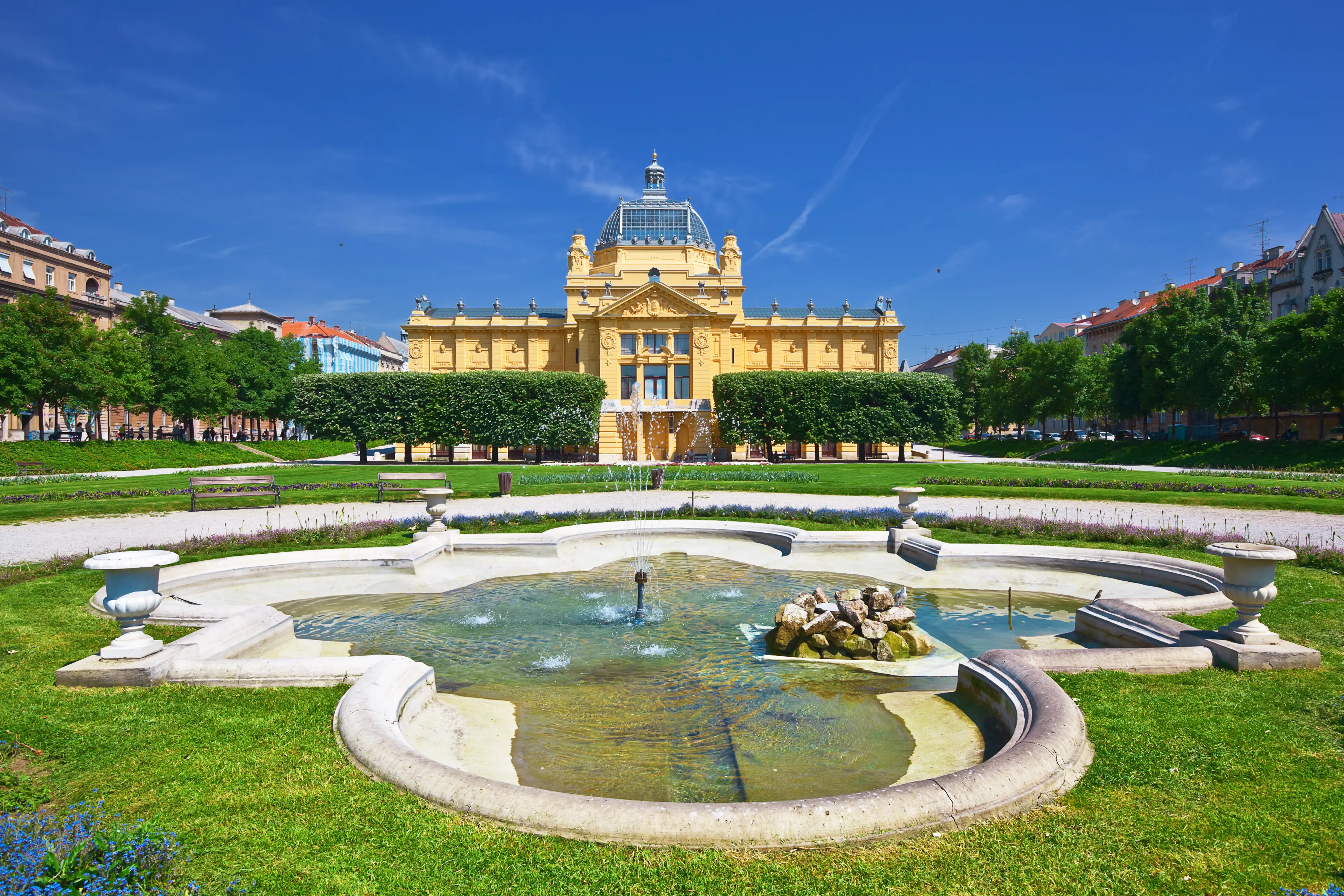 1-Day Family Adventure: Sightseeing & Shopping in Zagreb, Croatia