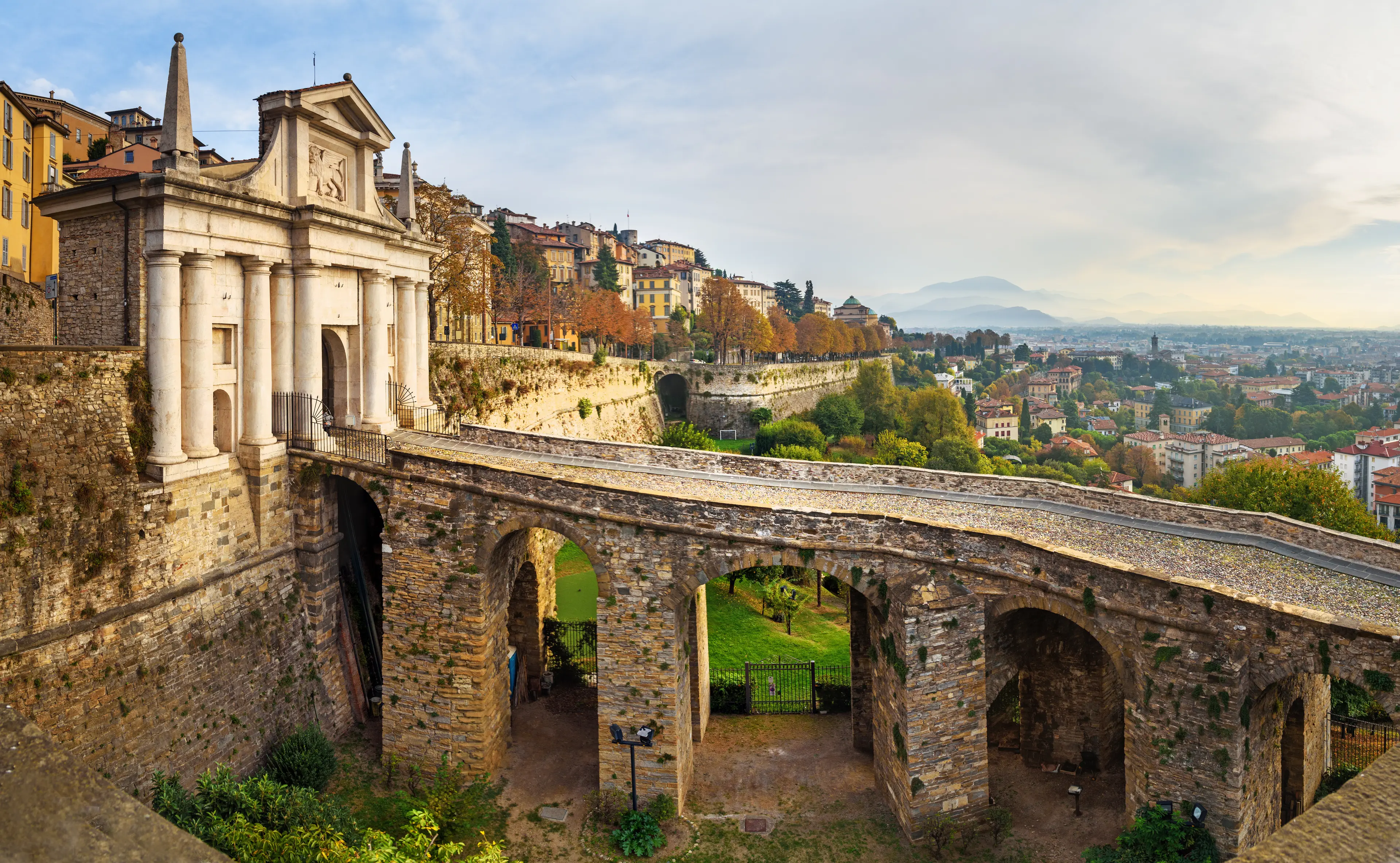 4-Day Family Adventure in Bergamo: Food, Wine, Shopping & Sightseeing