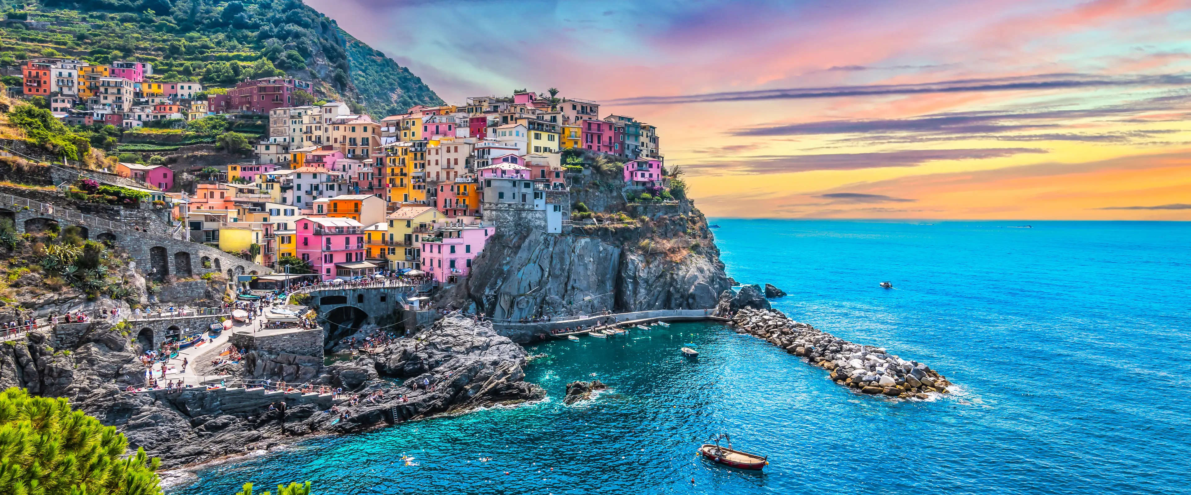 2-Day Local Experience: Shopping, Sightseeing & Wine in Cinque Terre
