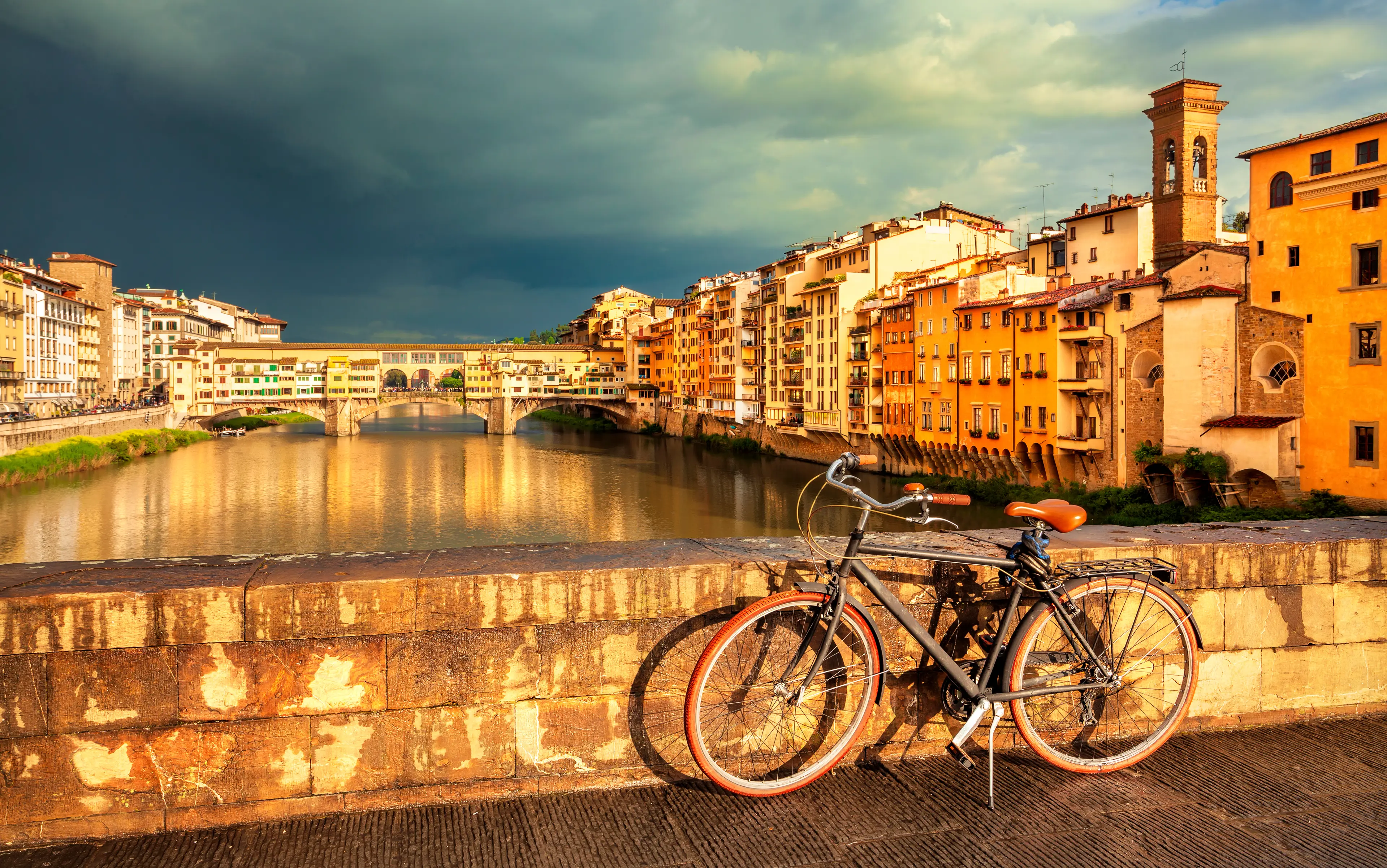 One-Day Offbeat Adventure with Friends in Florence