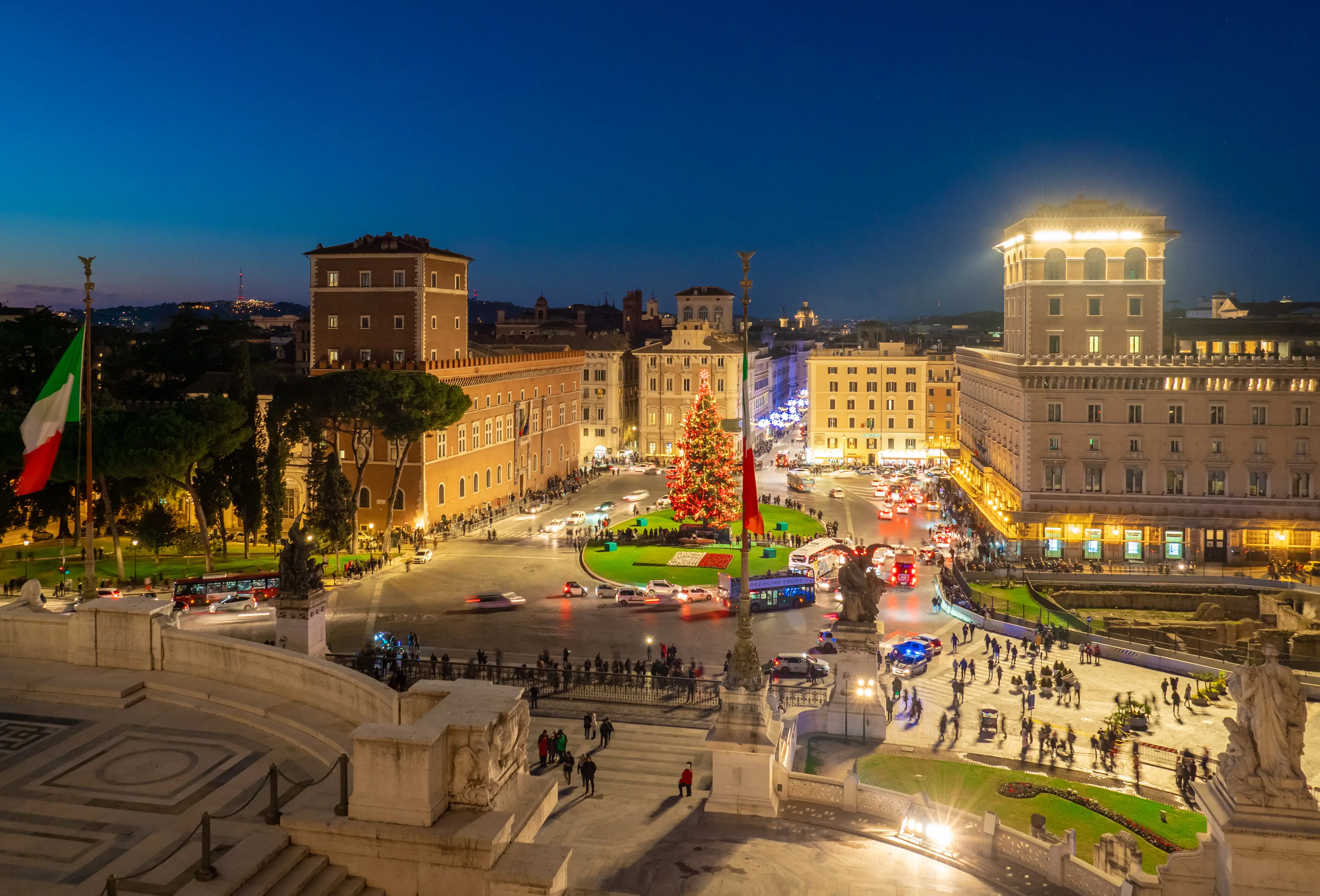Piazza Venezia square in during the Christmas holidays