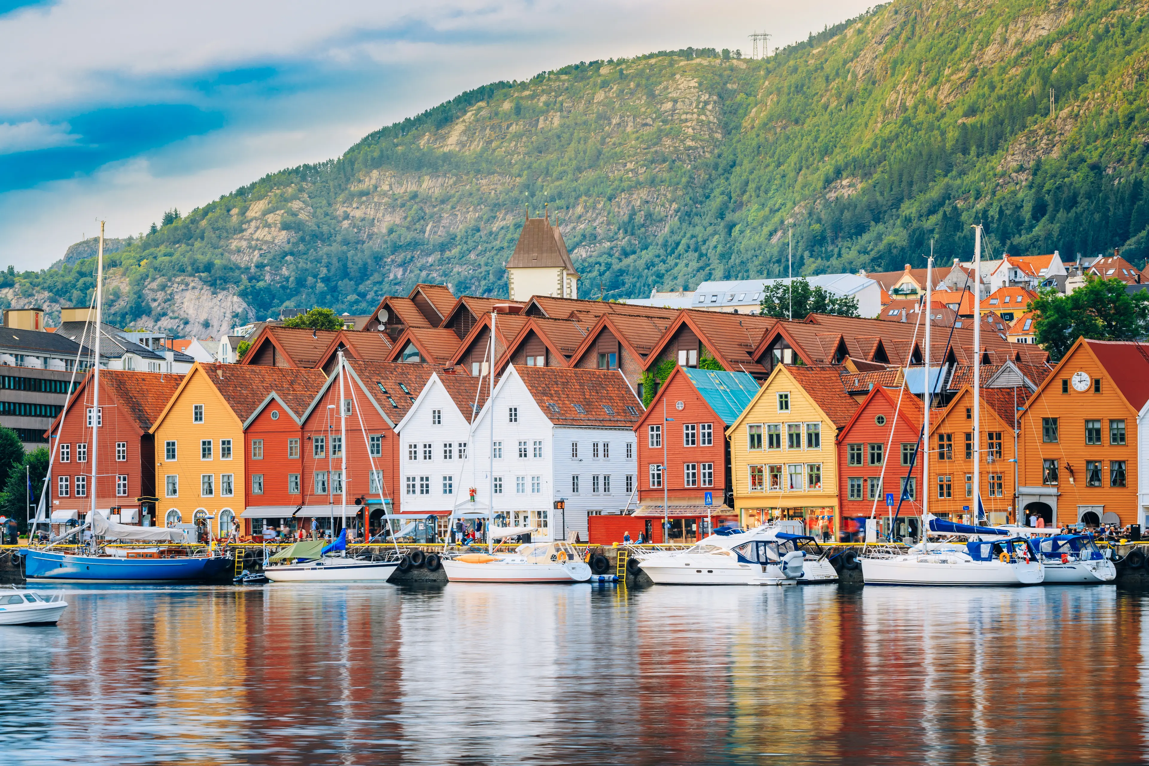 4-Day Family Adventure: Norway's Food, Wine and Sightseeing Highlights