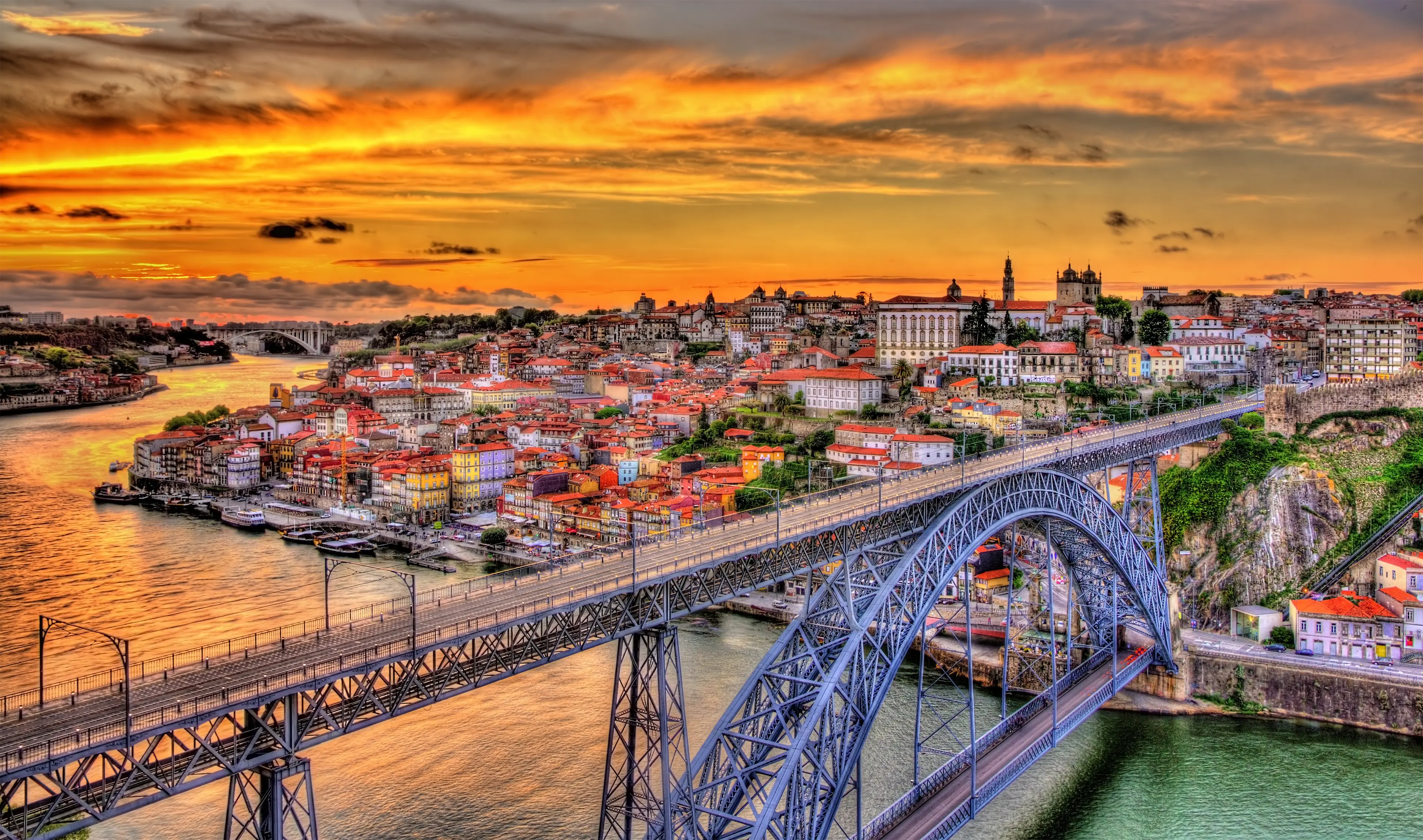 1-Day Family Adventure off Porto's Beaten Path: Relax & Explore