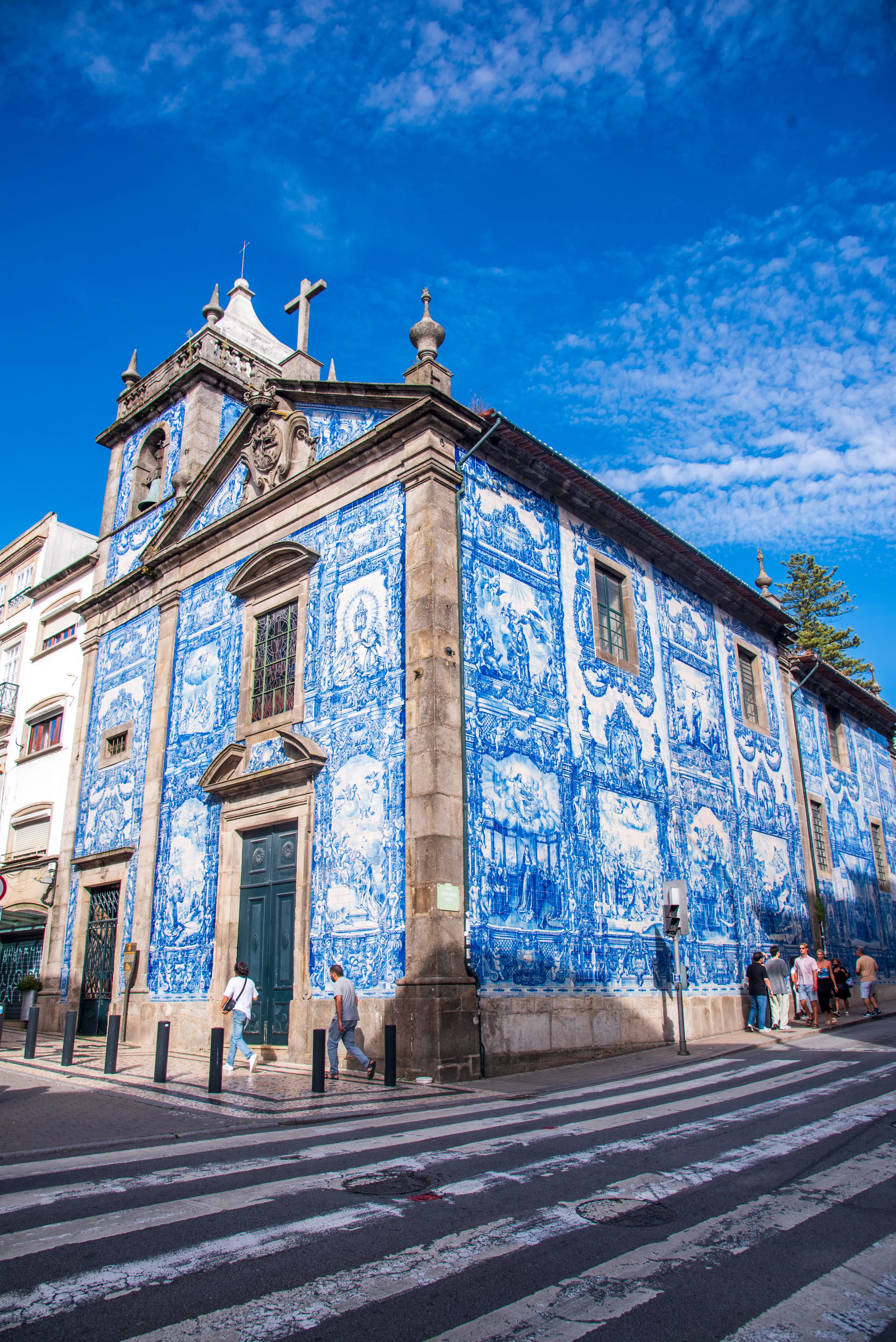 1-Day Local Family Adventure & Sightseeing in Porto