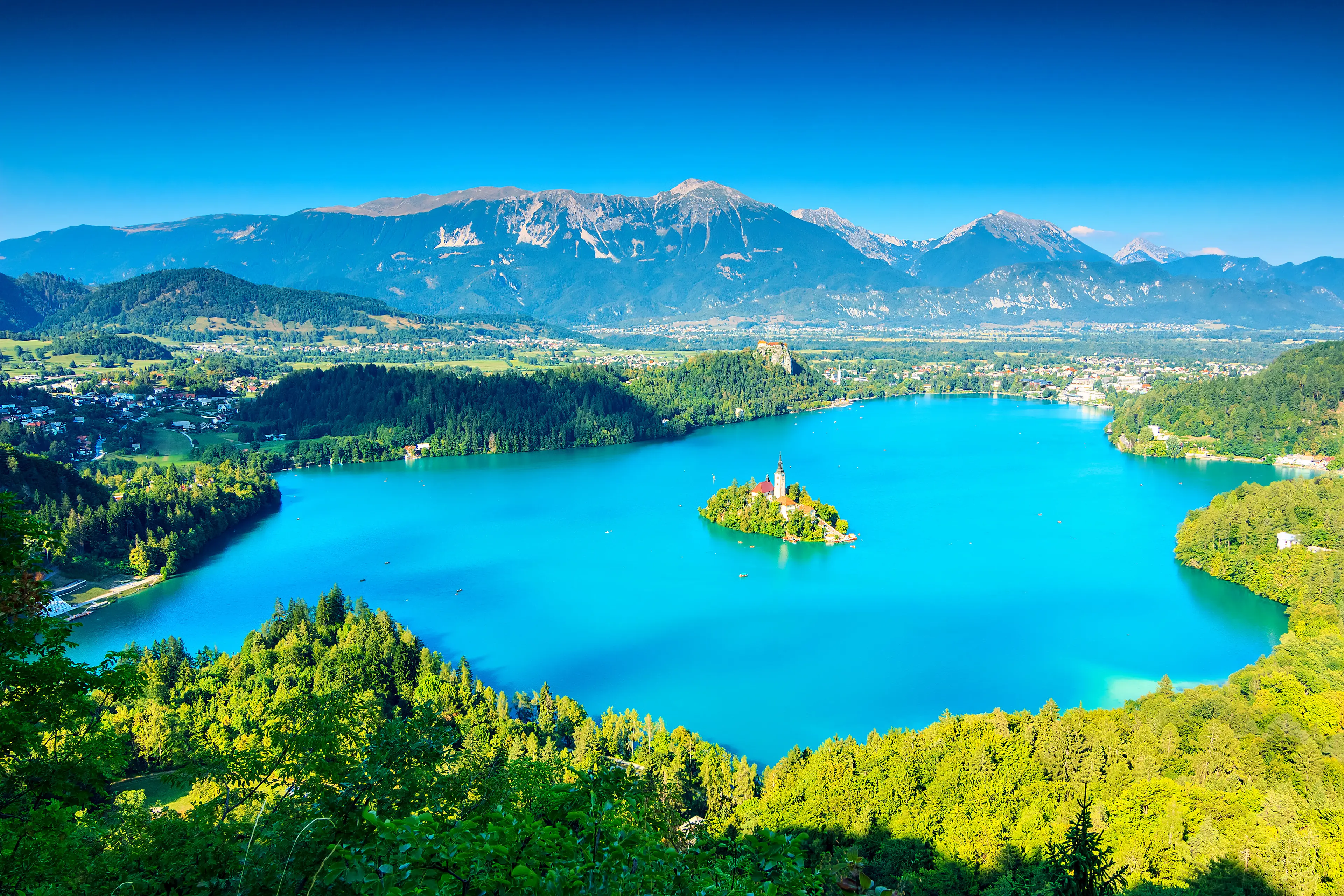1-Day Family Itinerary: Sightseeing, Relaxing and Dining in Lake Bled