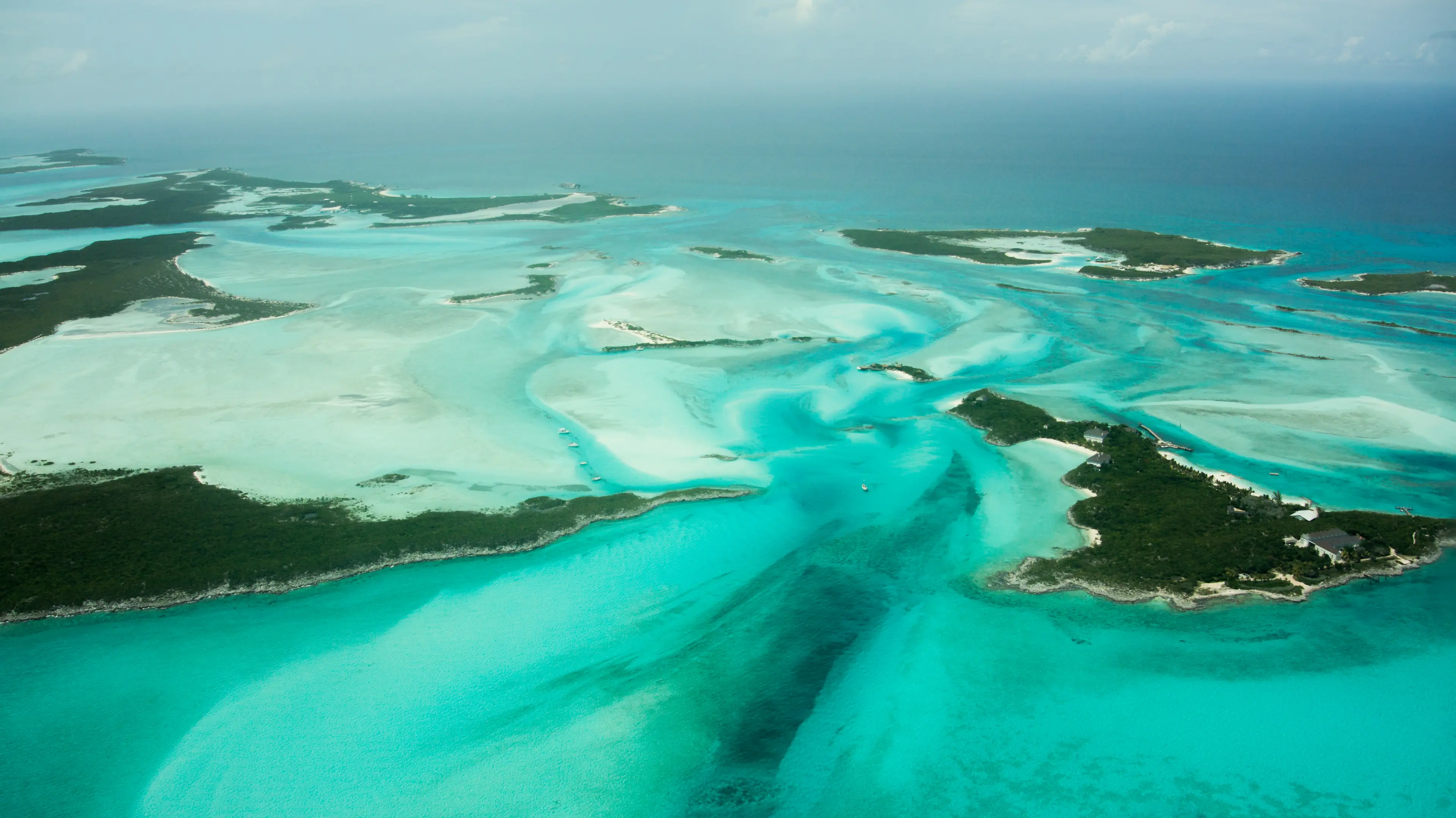 3-Day Bahamas Adventure: Sightseeing and Nightlife Extravaganza