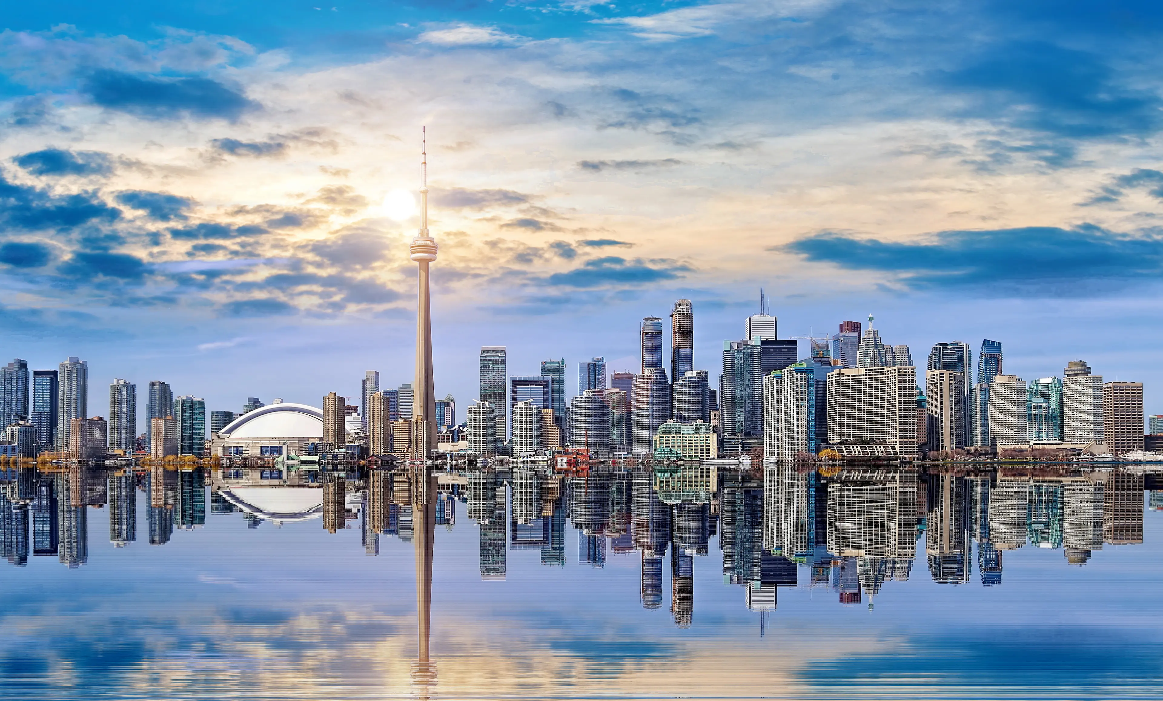 Skyline from Ontario lake