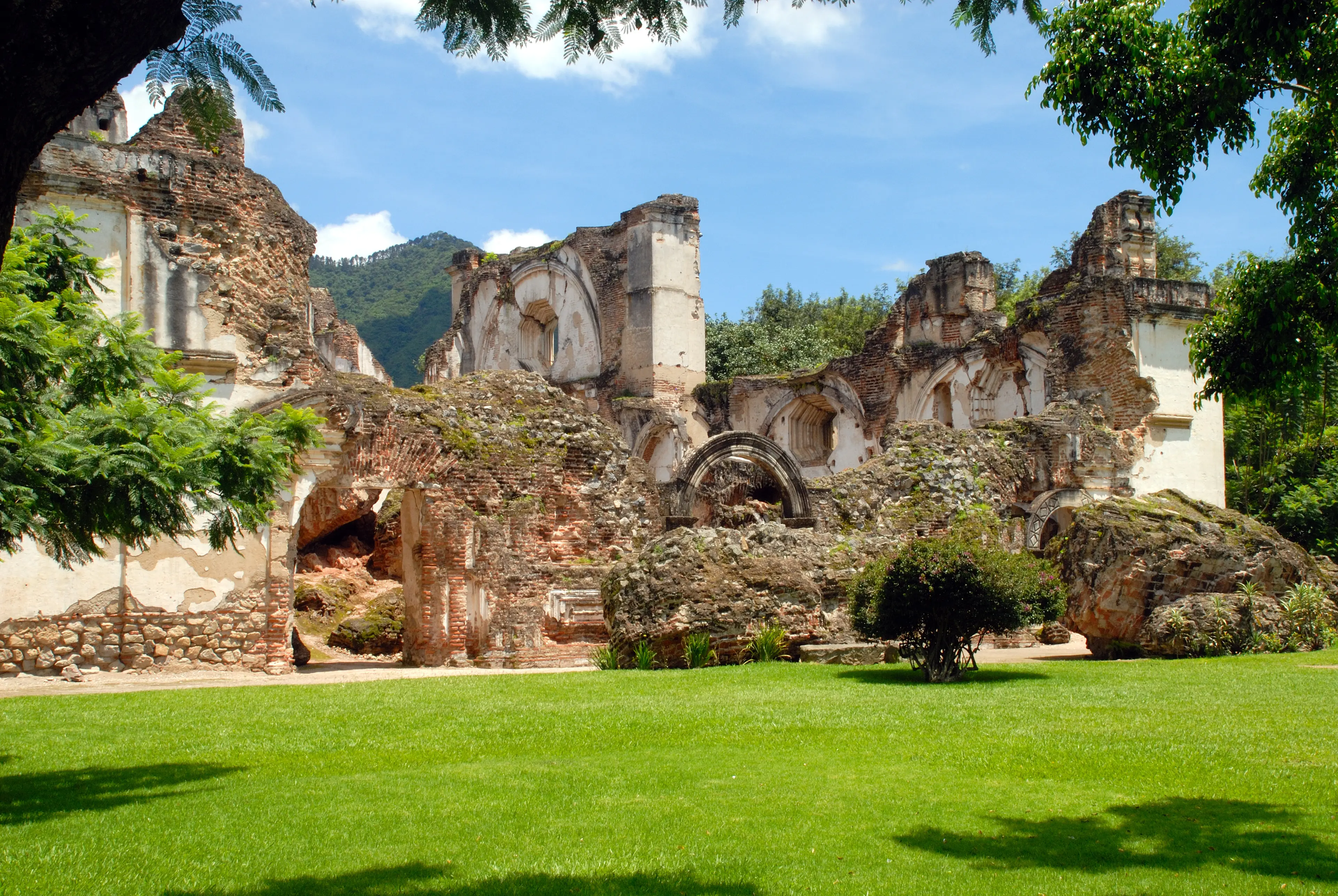 Ruins of La Recoleccion, Church of Antigua Guatemala
