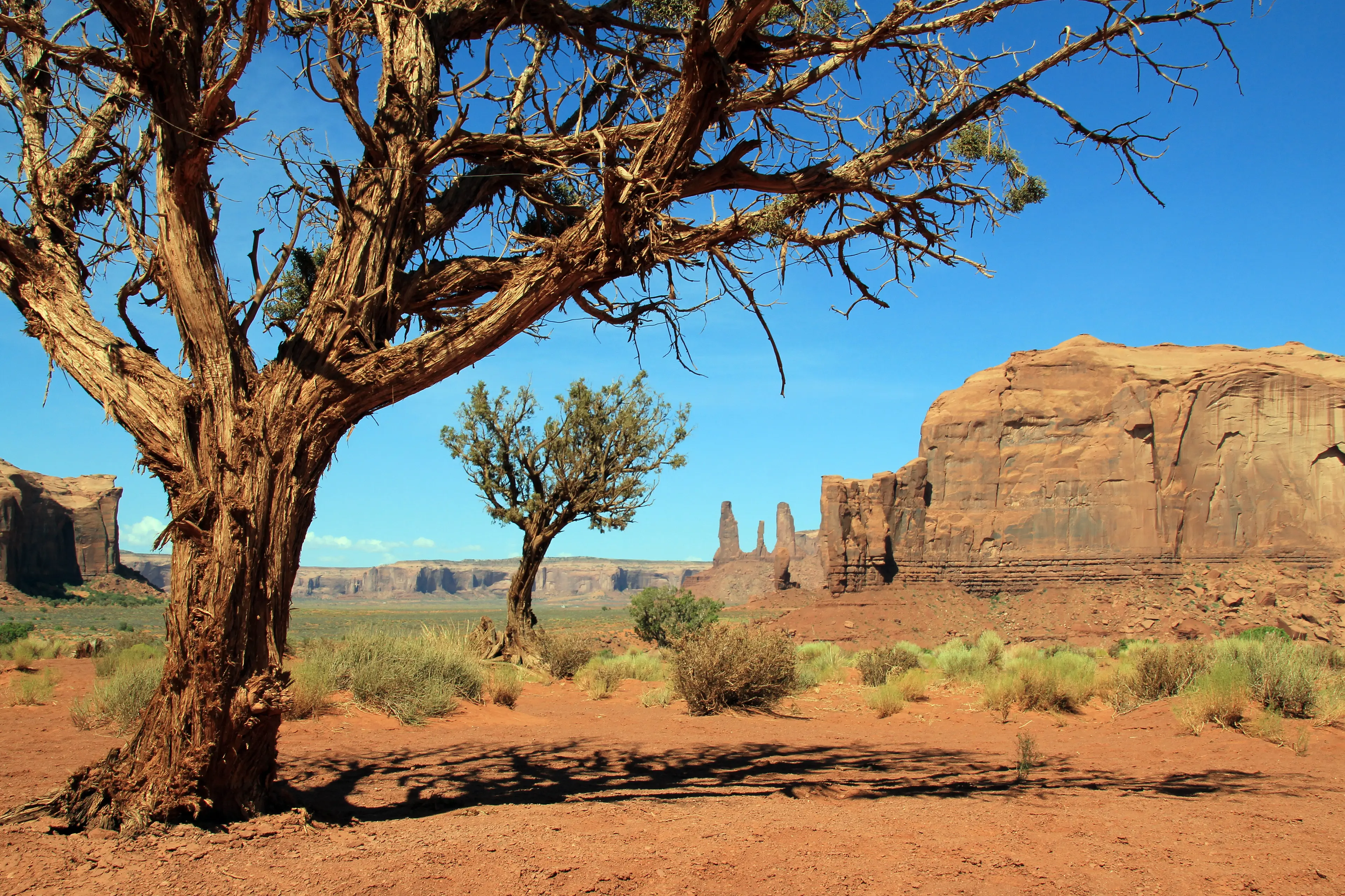 3-Day Monument Valley Adventure: Sightseeing & Outdoor Activities with Friends