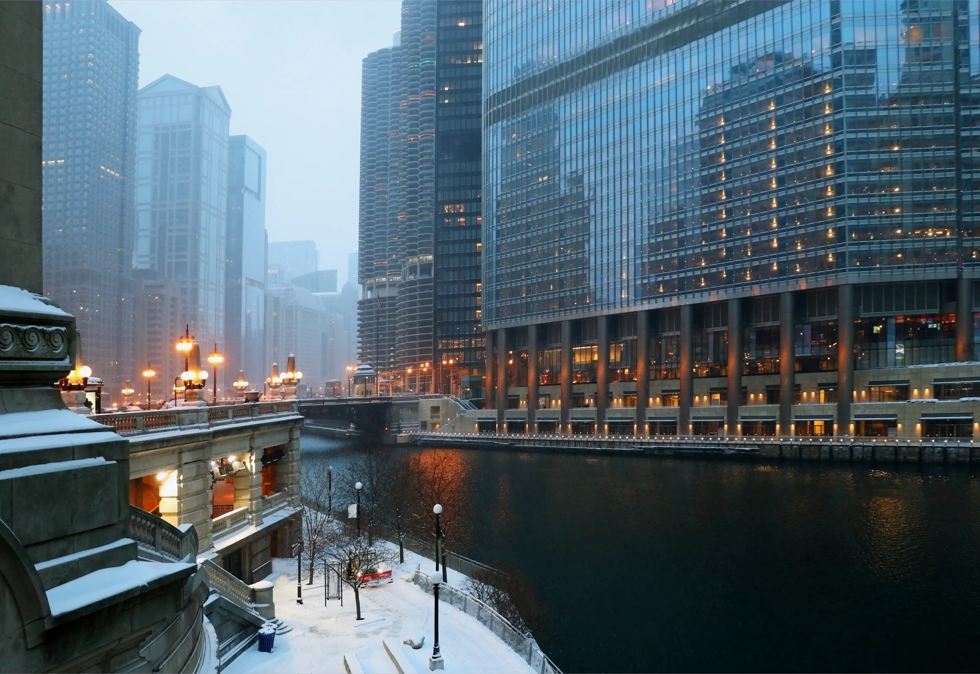 5-Day Romantic Christmas Holiday Itinerary in Chicago
