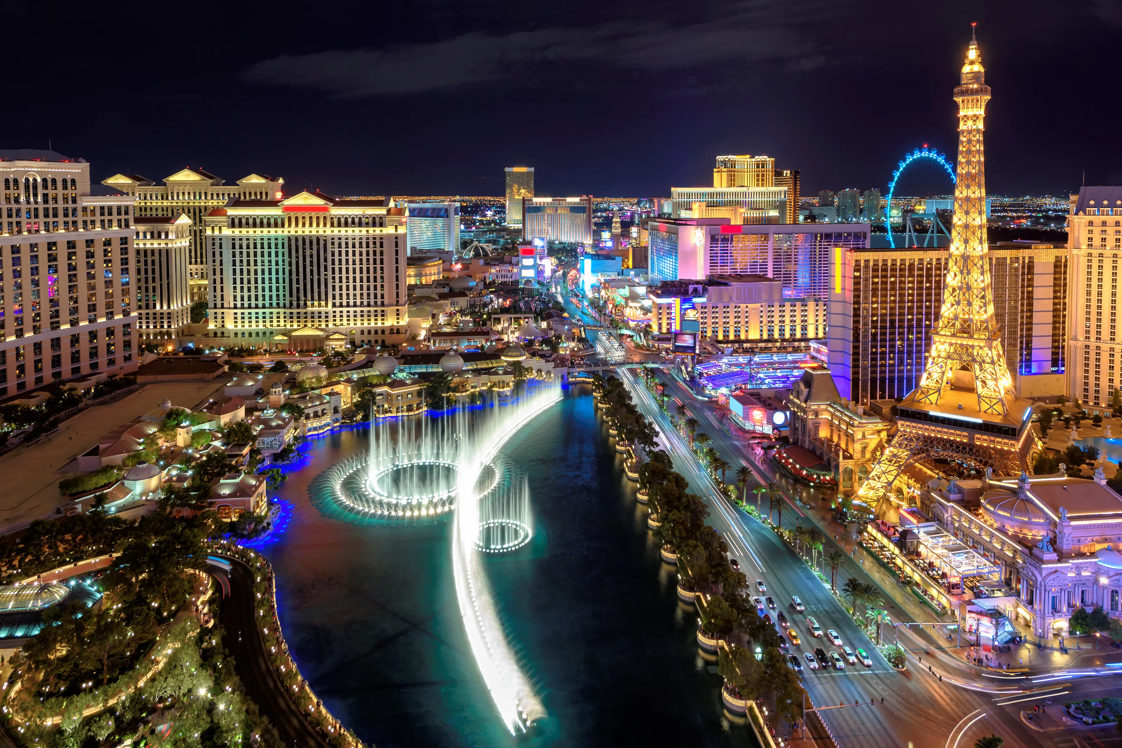 1-Day Family Sightseeing and Shopping Trip in Las Vegas