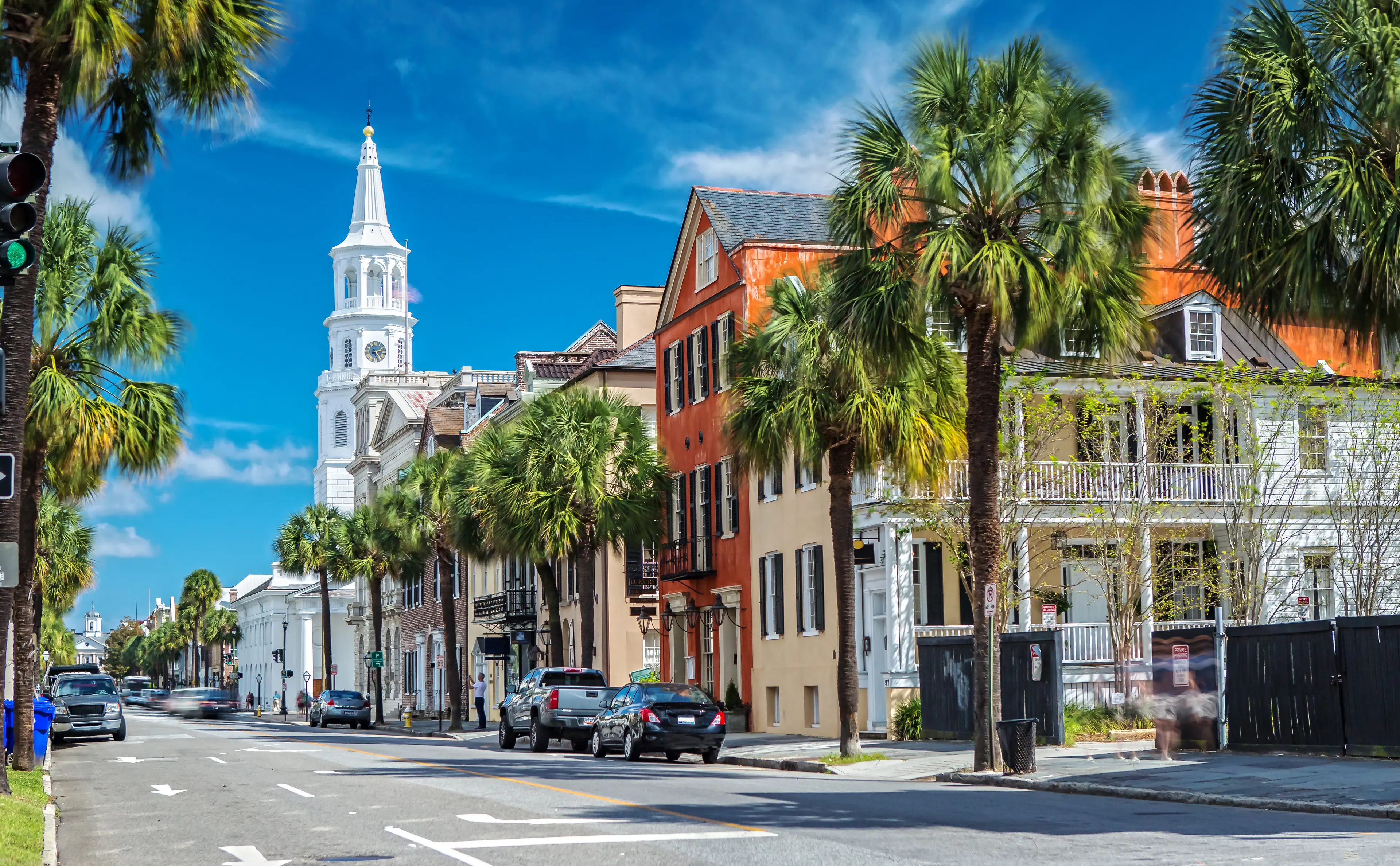 Charleston 1-Day Local Experience: Friends, Food, Wine, and Nightlife