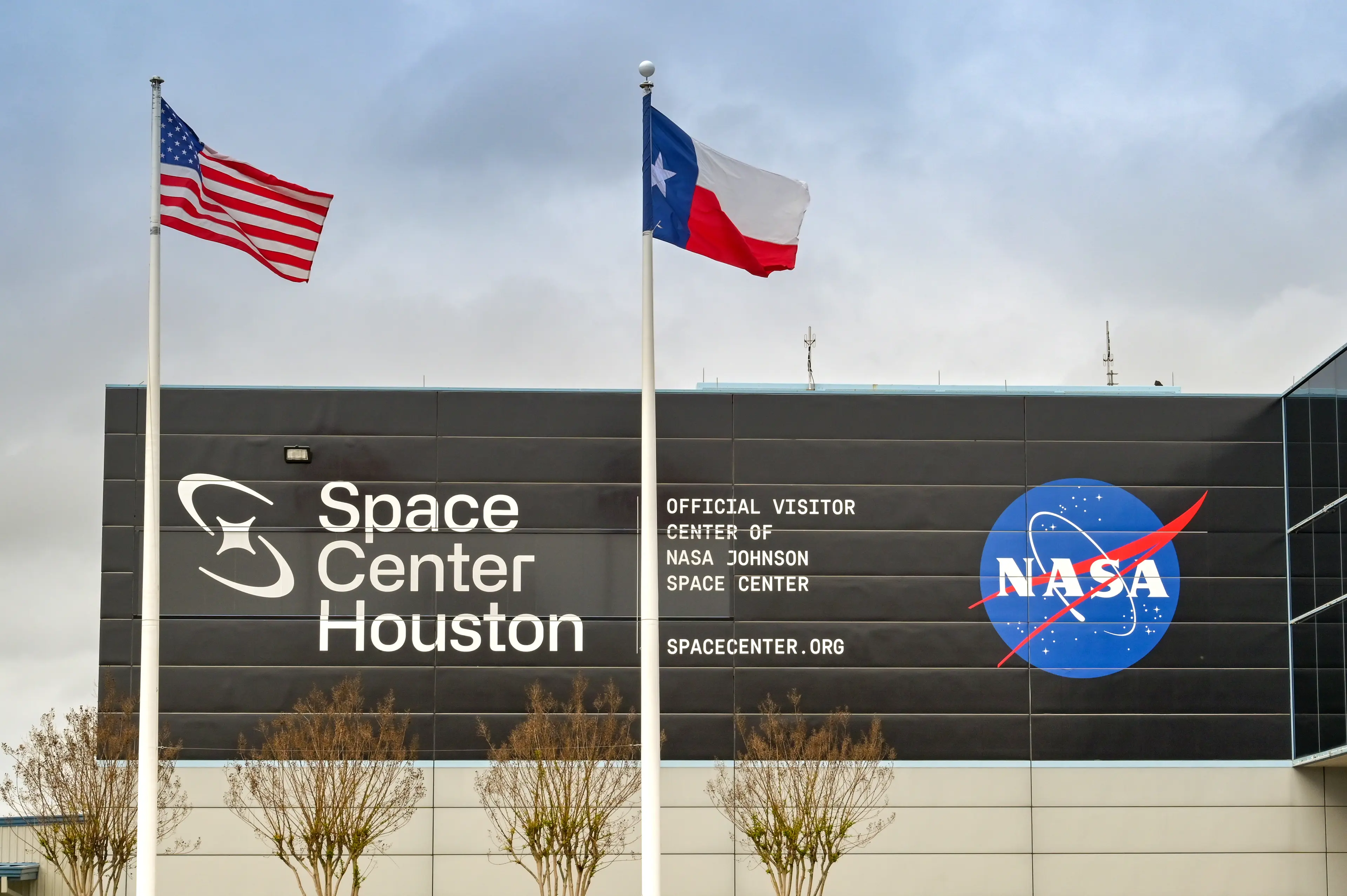The NASA Johnson Space Center The NASA Johnson Space Center