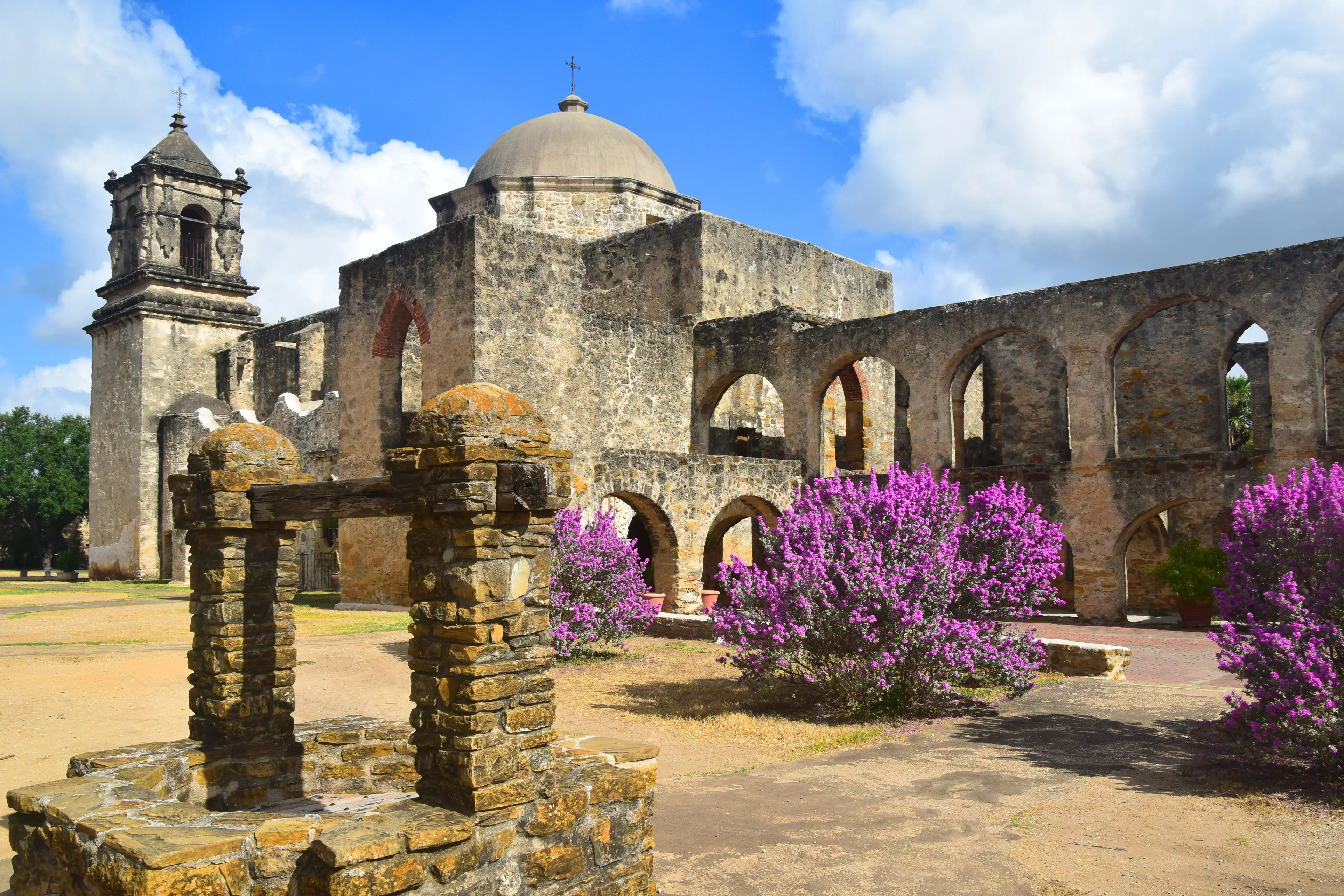 5-Day Outdoor Adventure and Sightseeing Journey in San Antonio with Friends