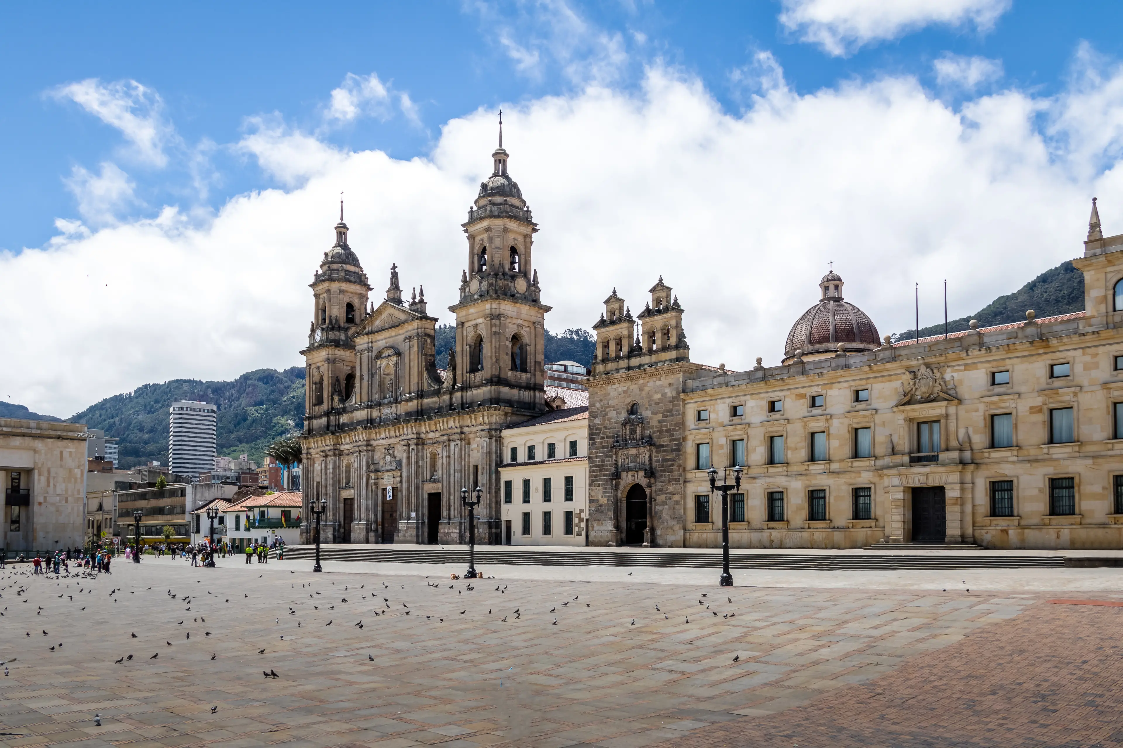 4-Day Romantic Bogota Getaway: Outdoor Adventures and Shopping Spree