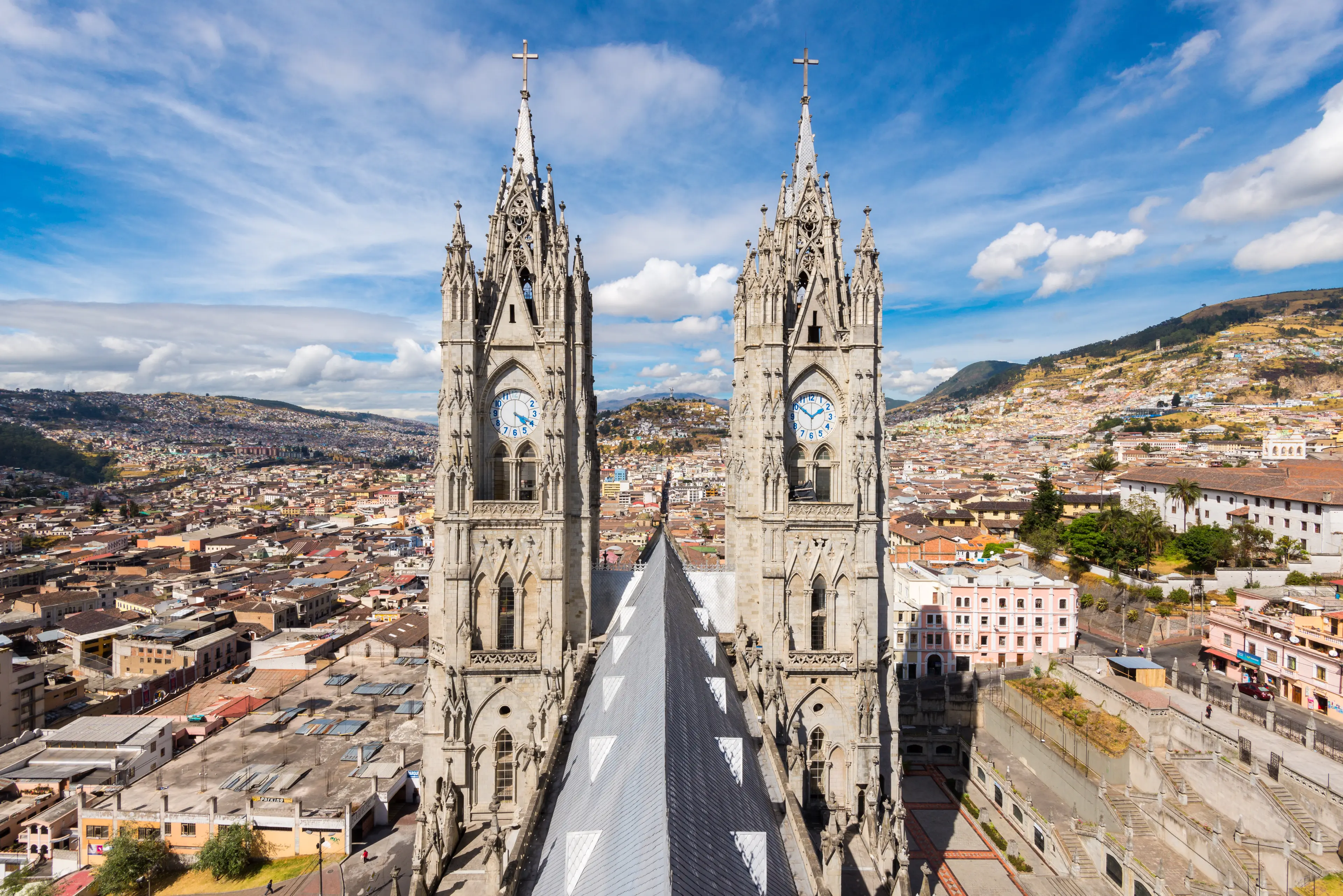 4-Day Quito Adventure: Culinary Delights, Shopping & Sightseeing